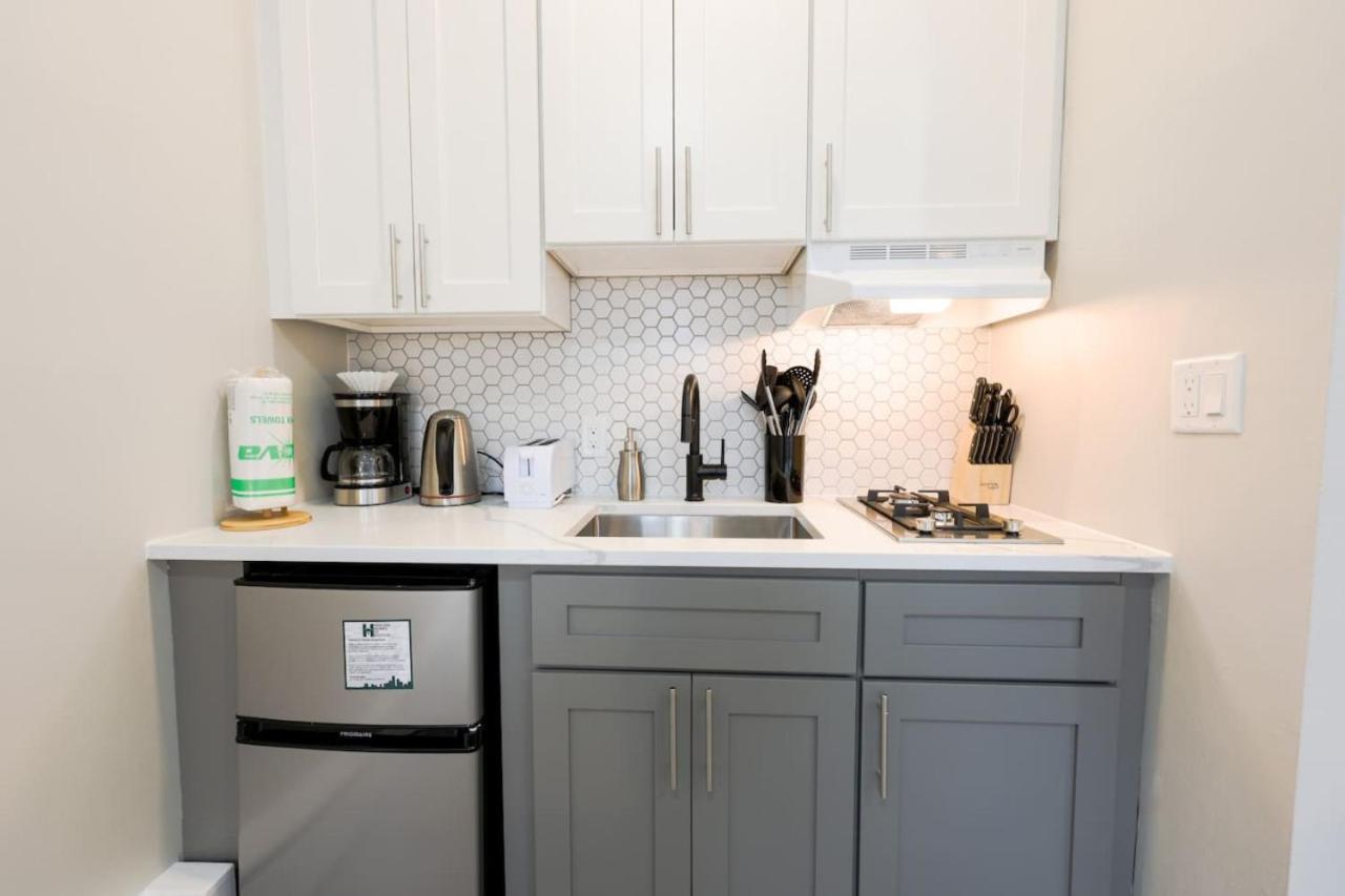 Modern Bright Back Bay * Boston