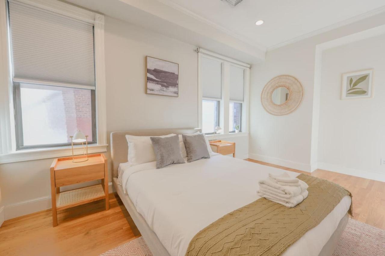 Simple 2 Bed 2 Bath Close To Fenway