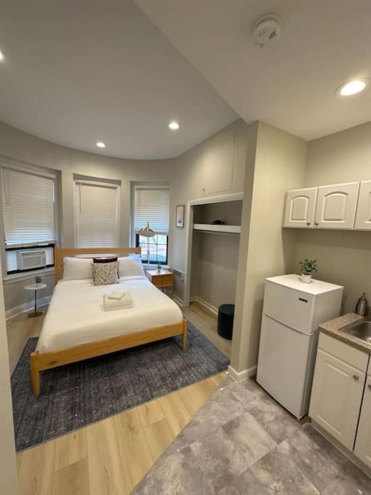 Chic Metro South End * Boston