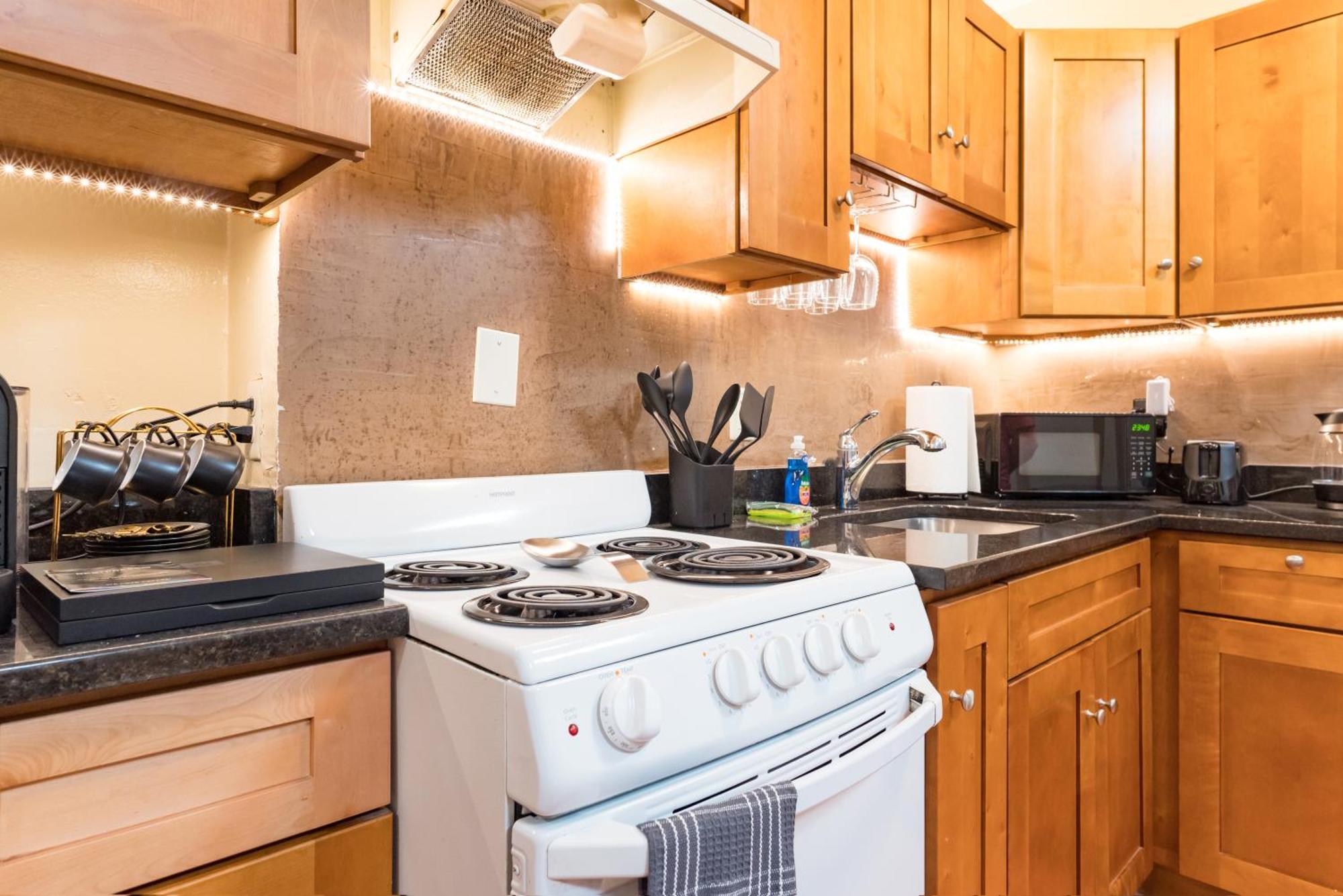 1br In The Heart Of Downtown Famous Nightlife Theater District With Bed Full Of Promises Td Garden Common Park Mbta * Boston