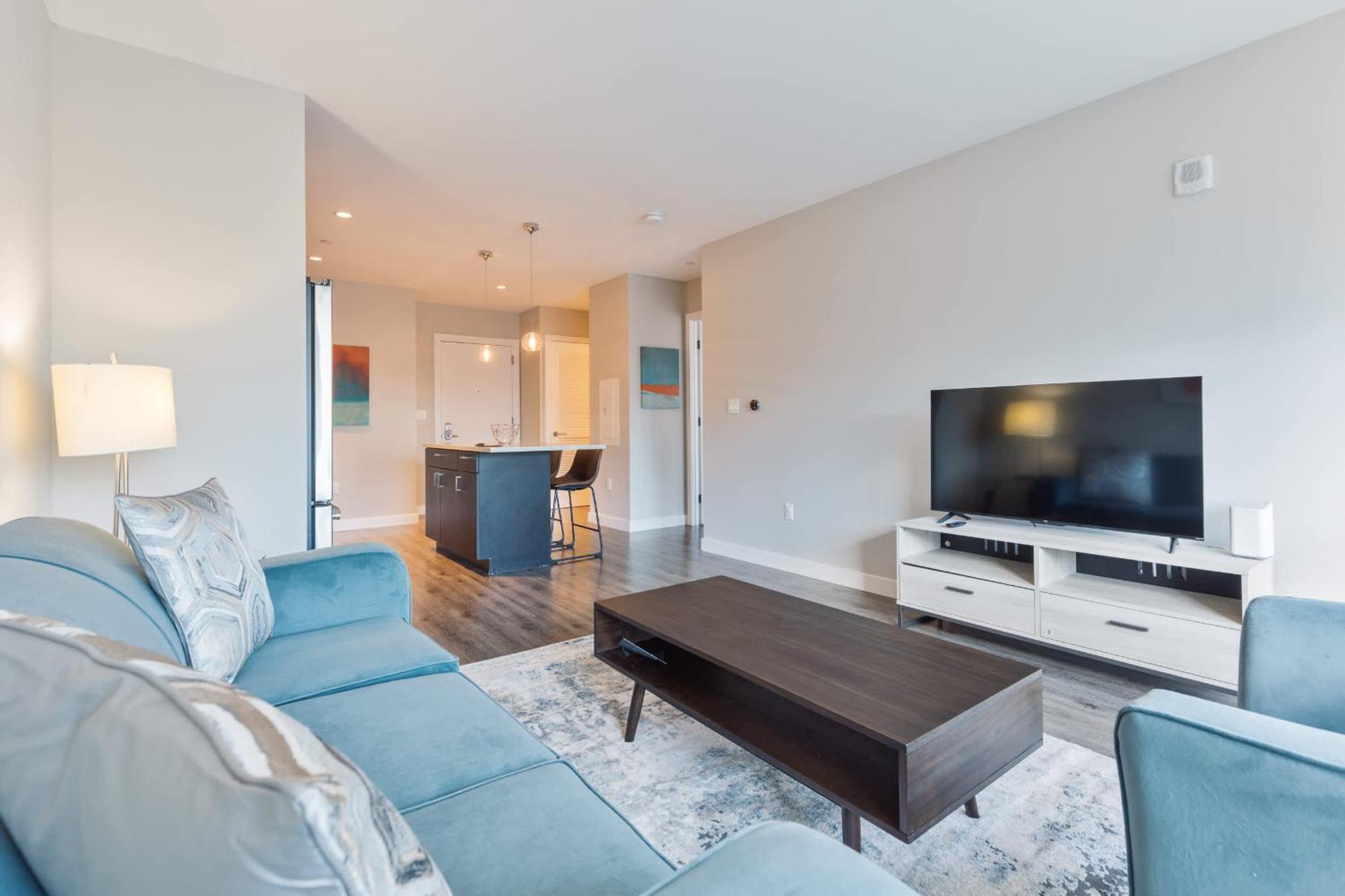 Private Downtown Near Harbor Apartment *