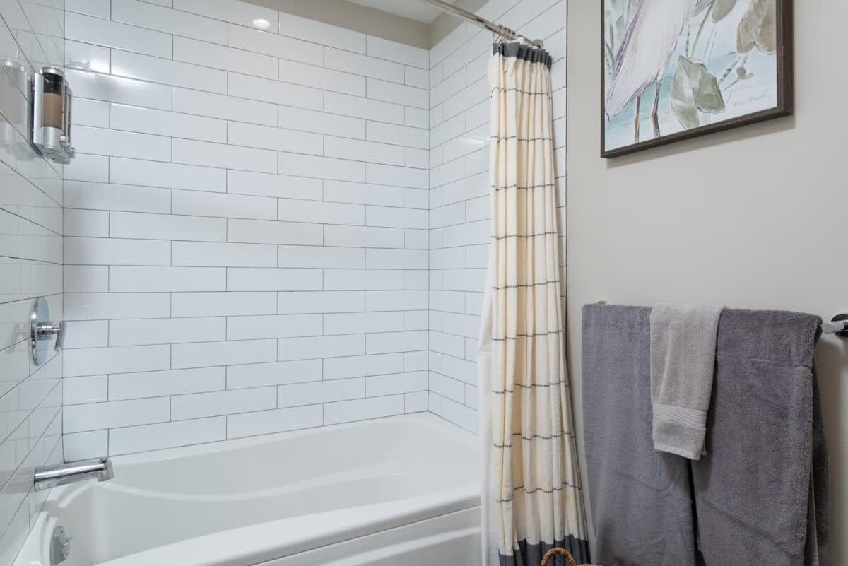Holiday home North End Td Garden Shared Pool & Rooftop Boston