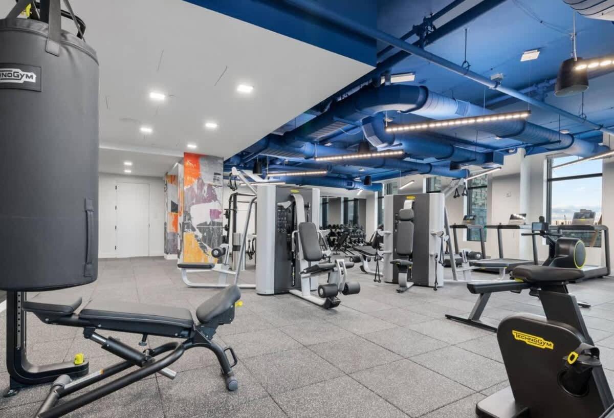 North End Td Garden Shared Pool & Rooftop Holiday home