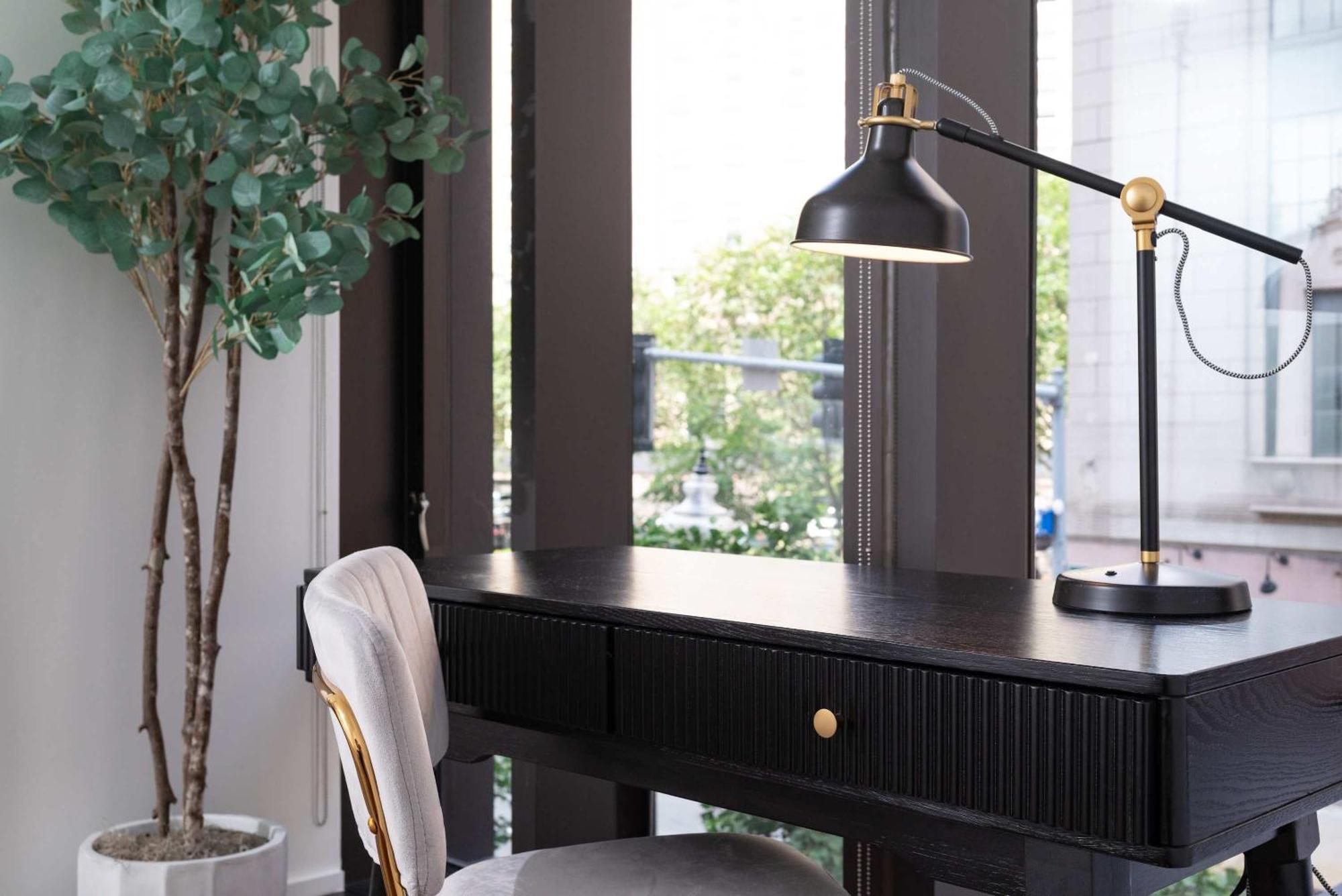 Back-bay Upscale Rooftop & Parking Boston