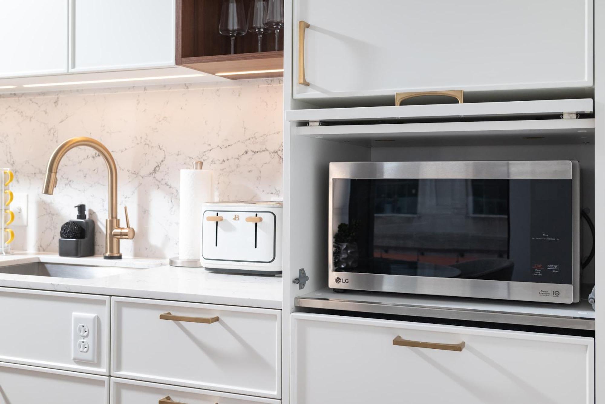 Apartment Back-bay Upscale Rooftop & Parking Boston