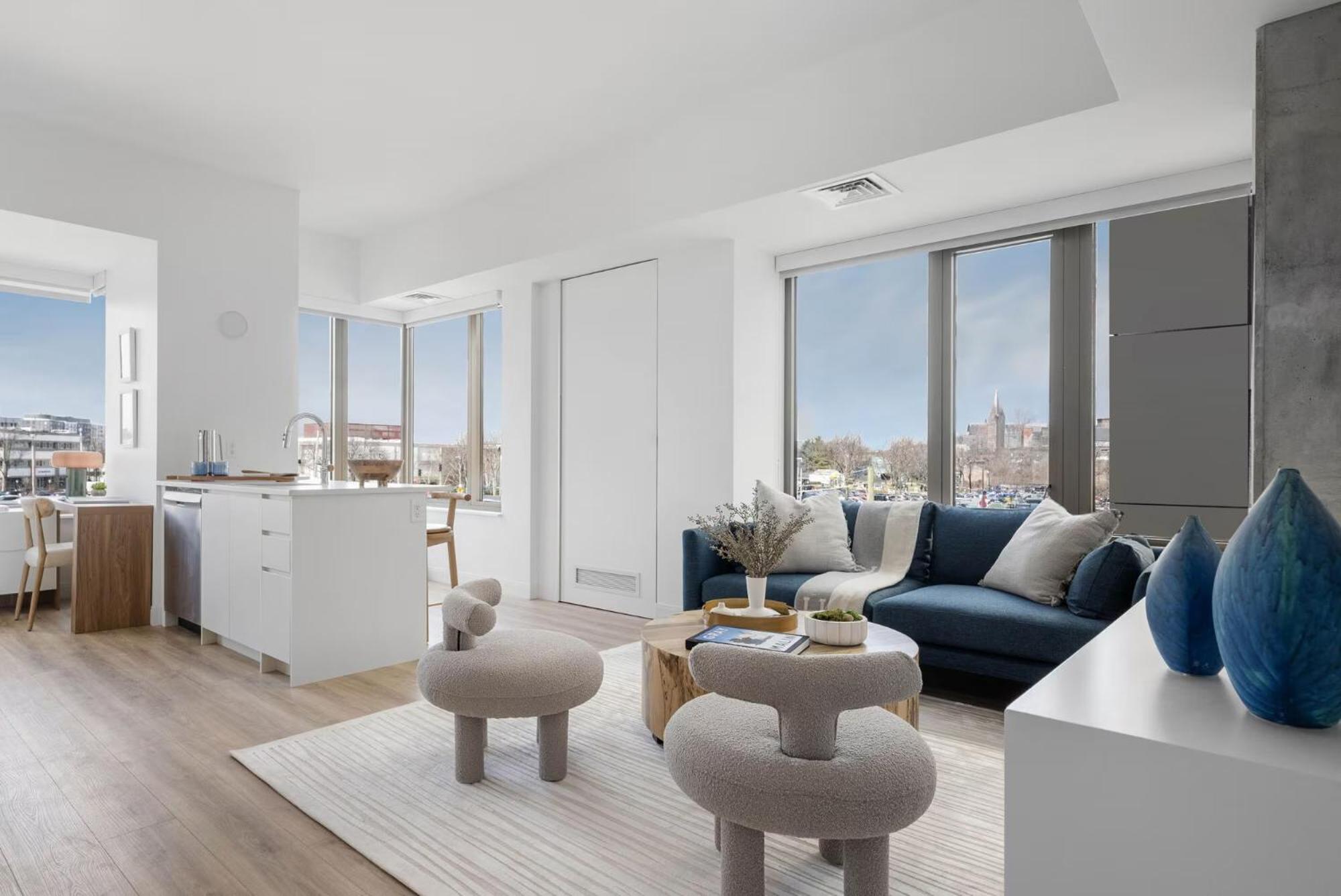 Luxury By Hyatus At Cambridge Apart-hotel