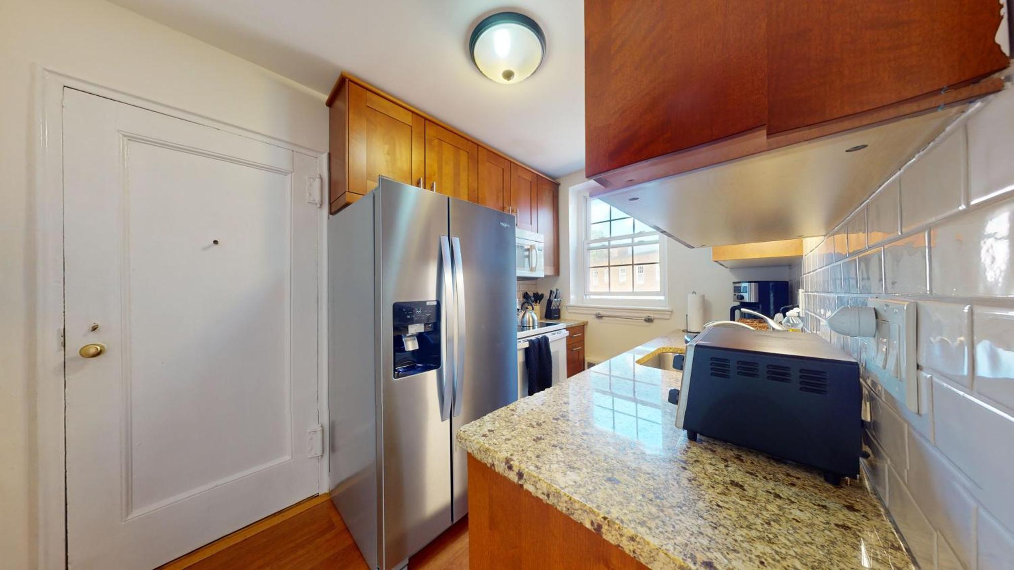 Bright 2br In Brookline