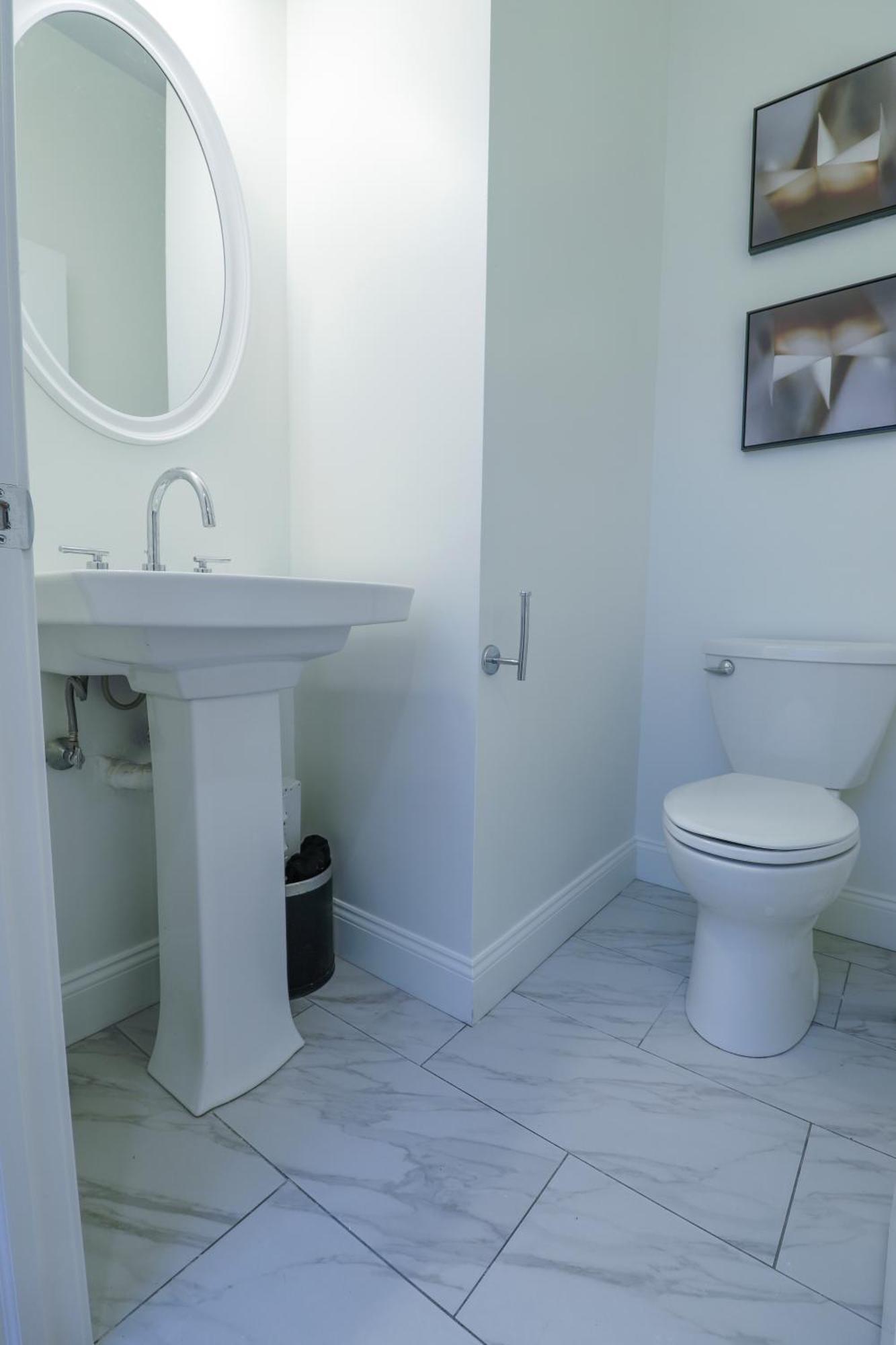 Apartment Modern & Spacious 4-bedroom In Roxbury Boston