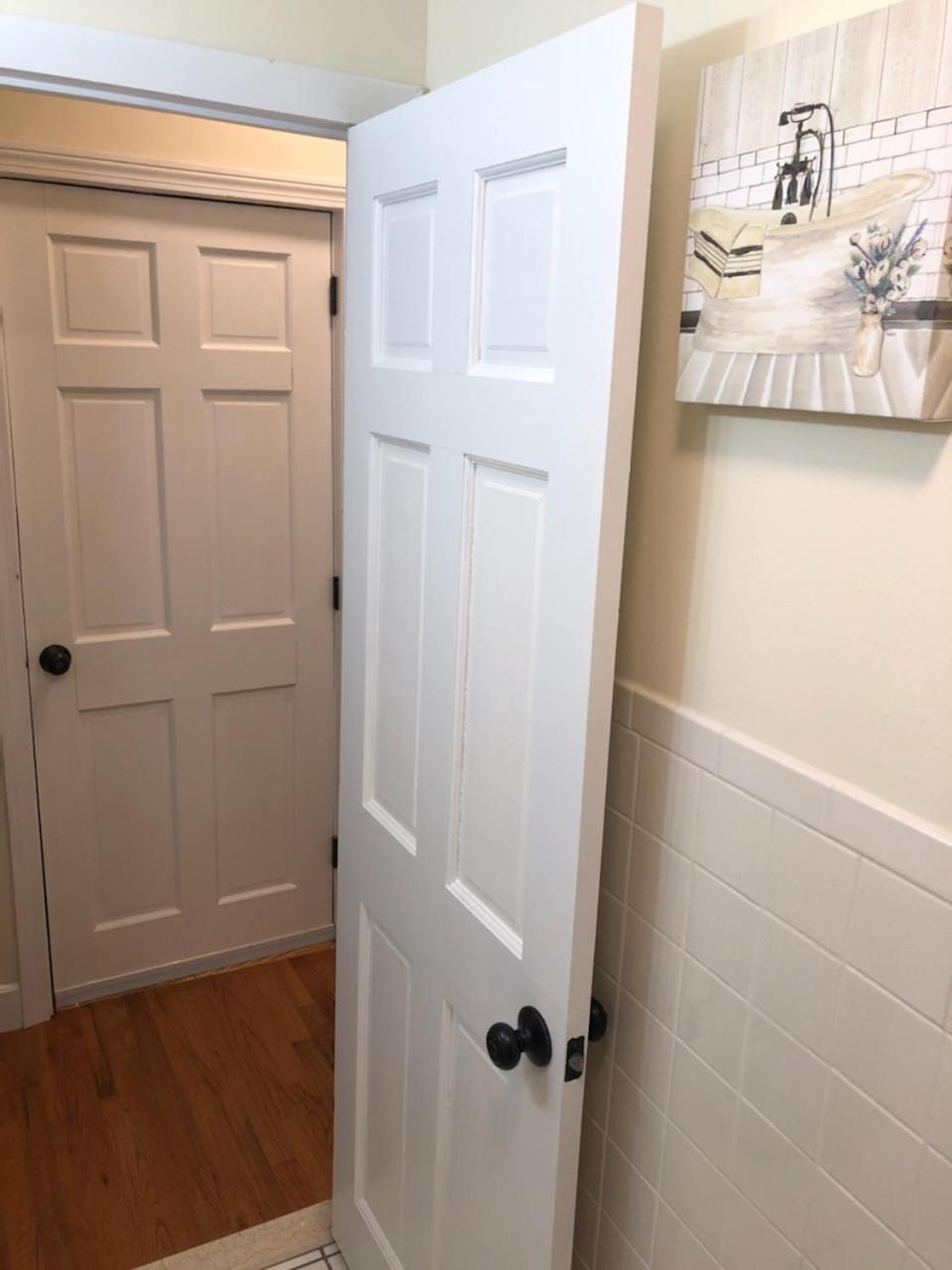 Modern Renovated 2-bedroom In South