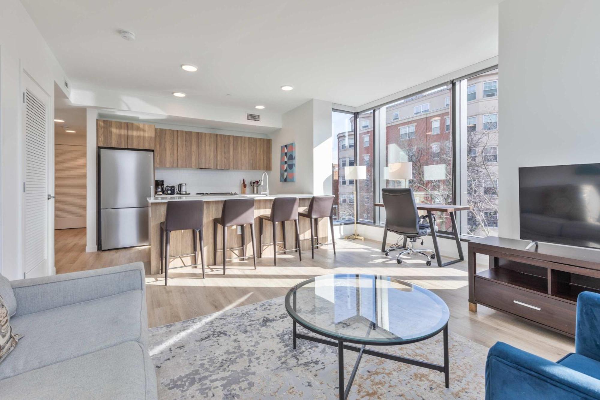 Gorgeous Heart Of Downtown