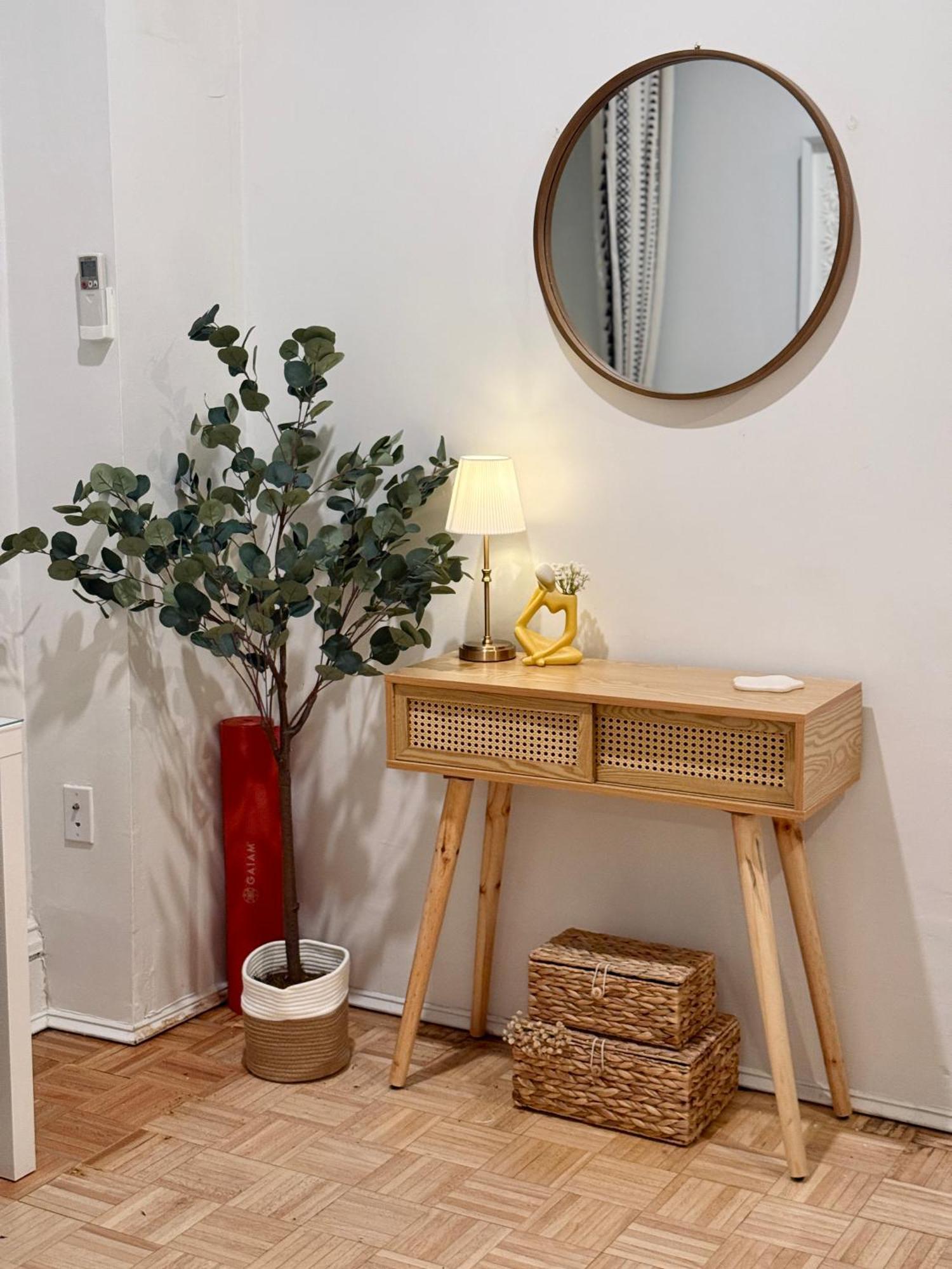 Chic Living On Newbury Street Apartment Boston