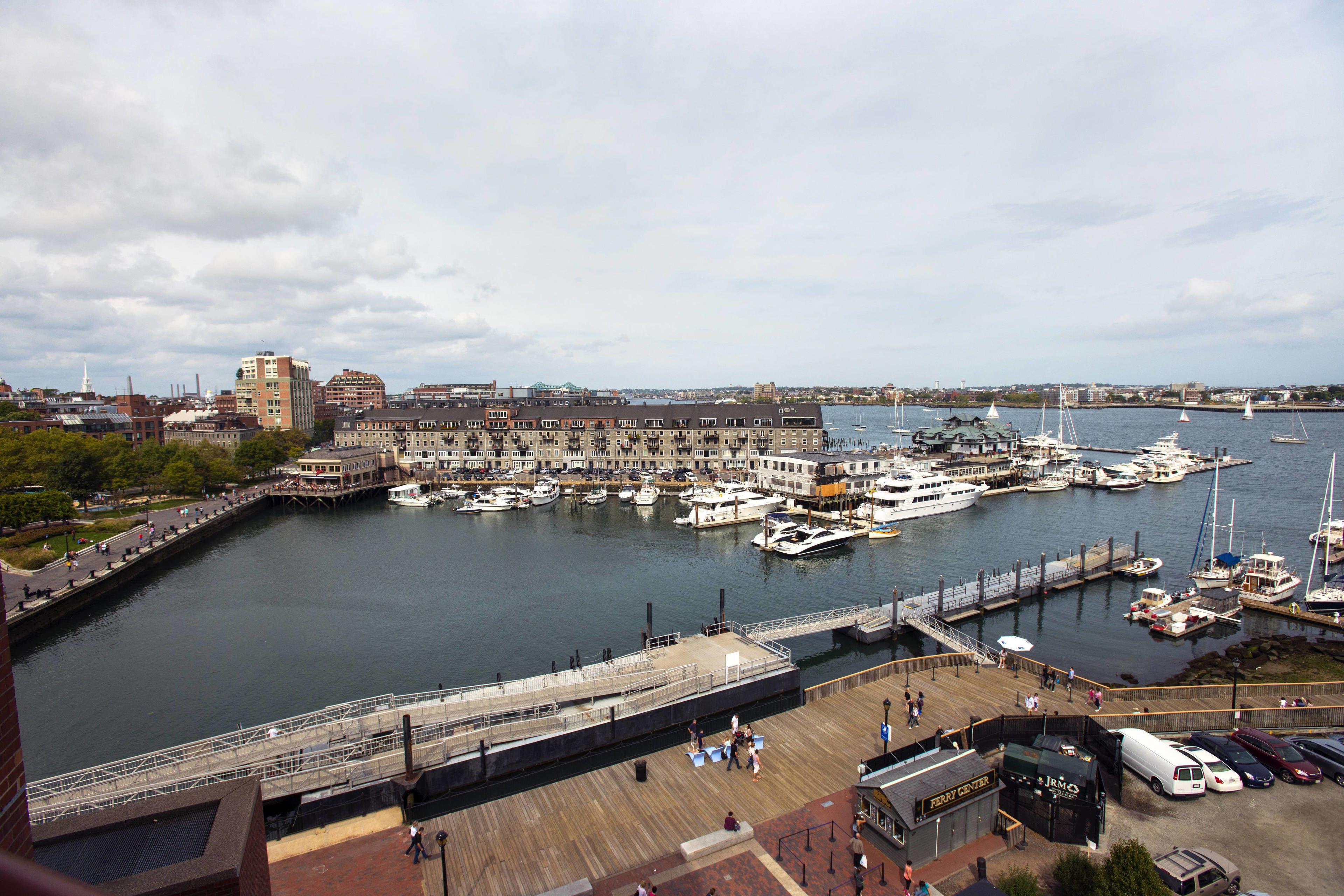 Marriott Long Wharf 4*