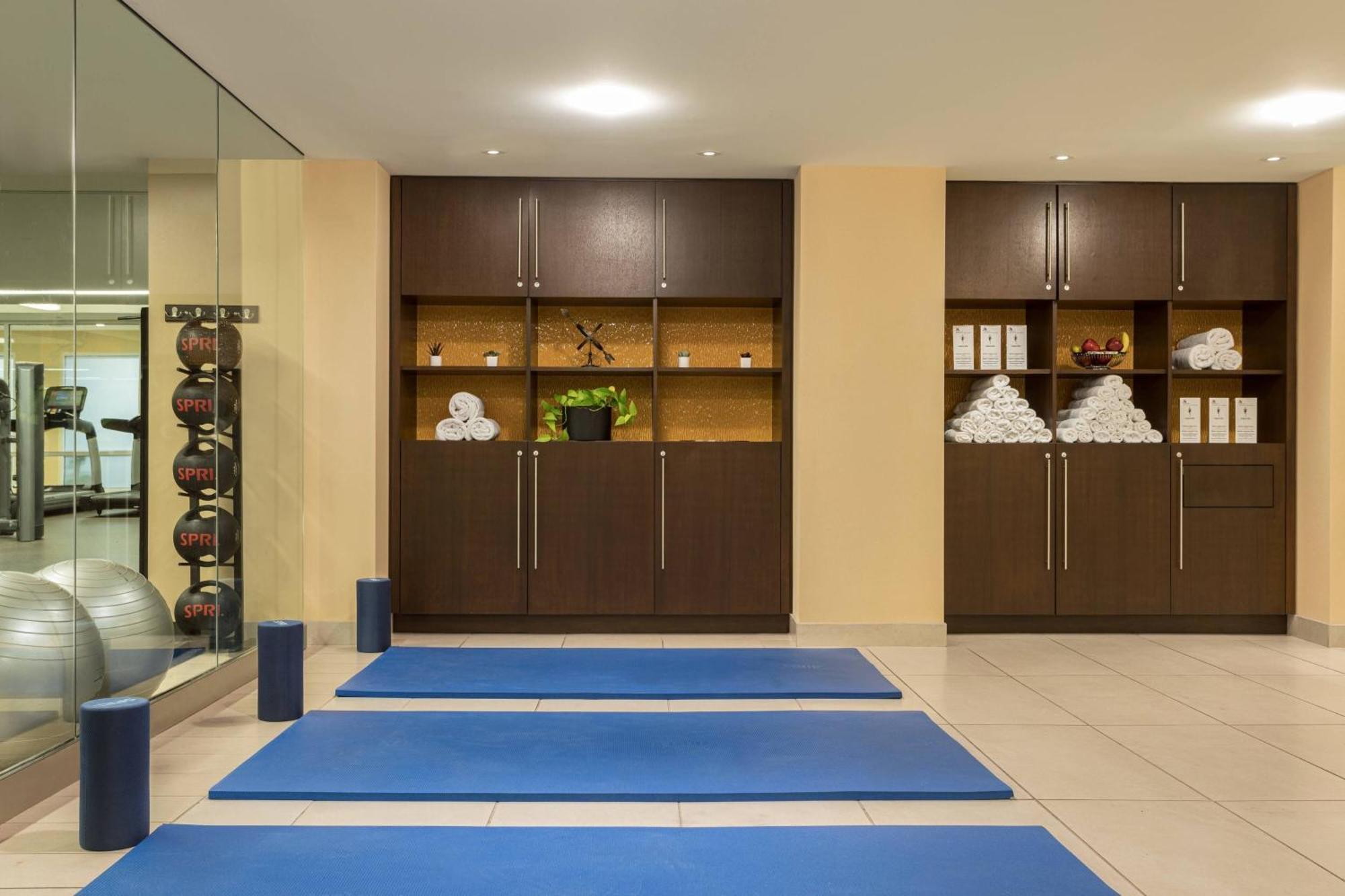 Marriott Long Wharf Hotel