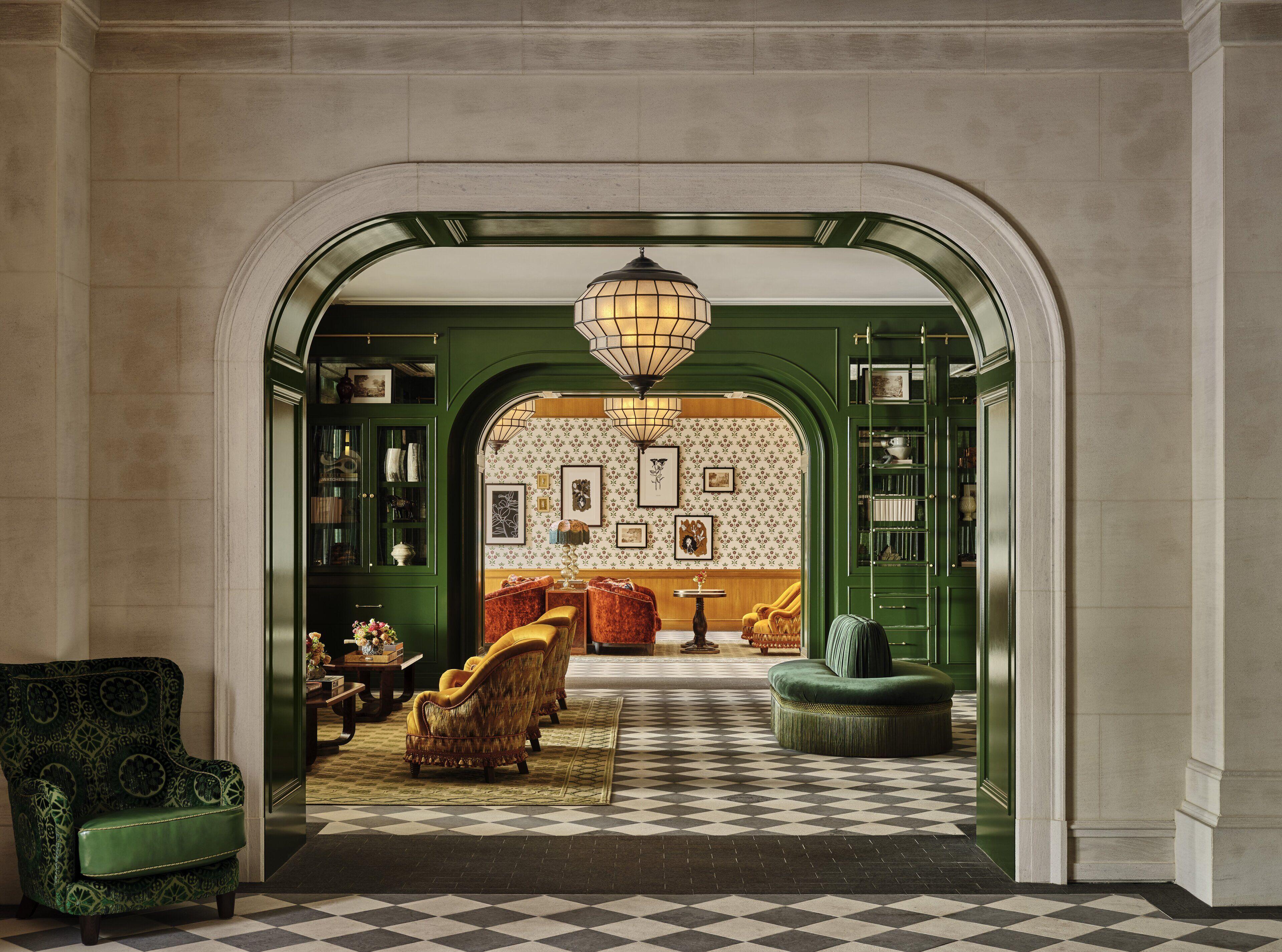 Four Seasons 5*