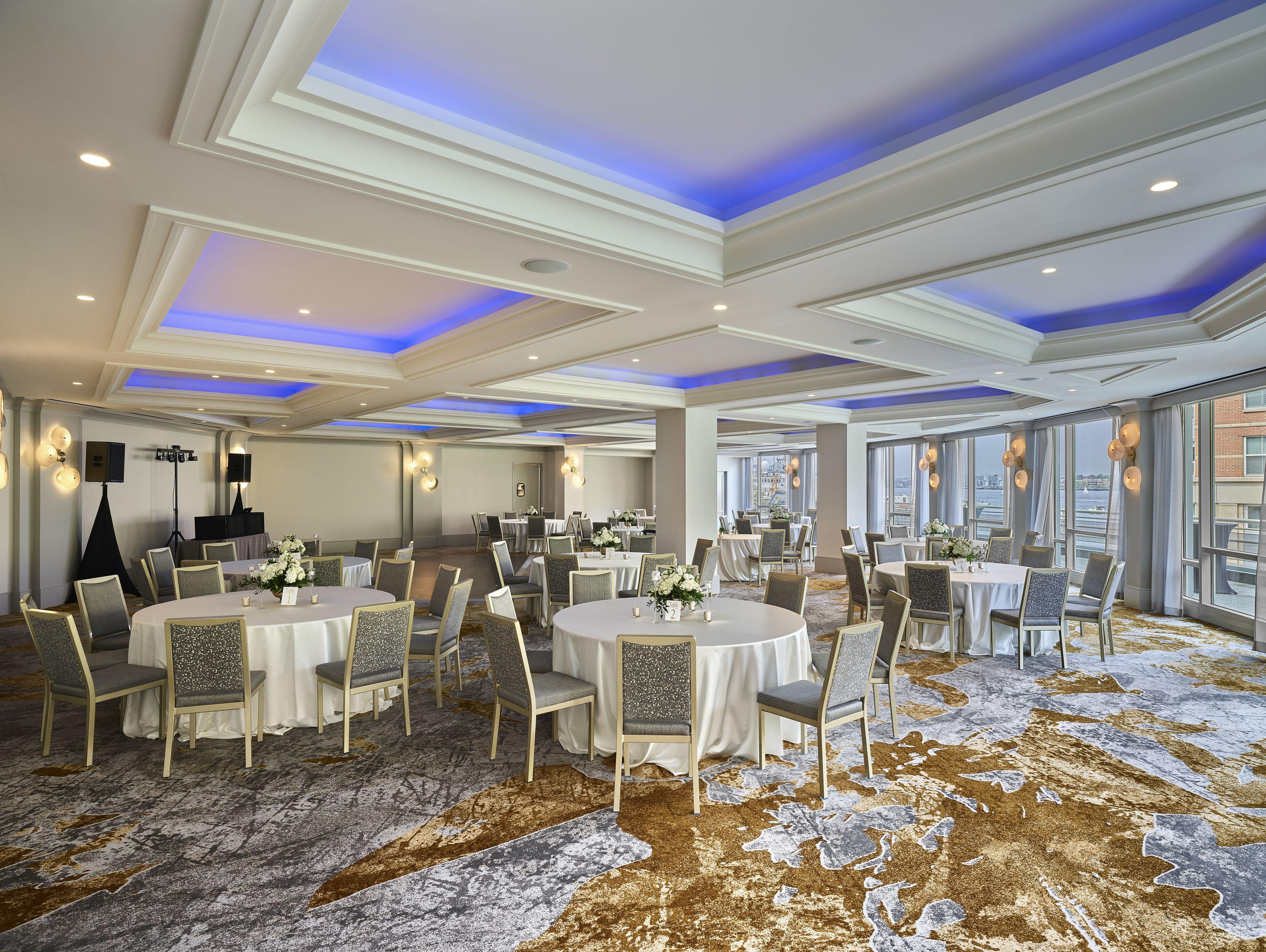 Battery Wharf Hotel, Waterfront Hotel