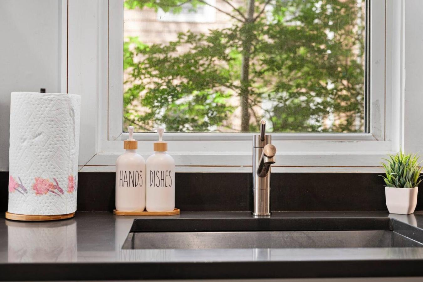 Luxury 3br In With Roku Tv Apartment