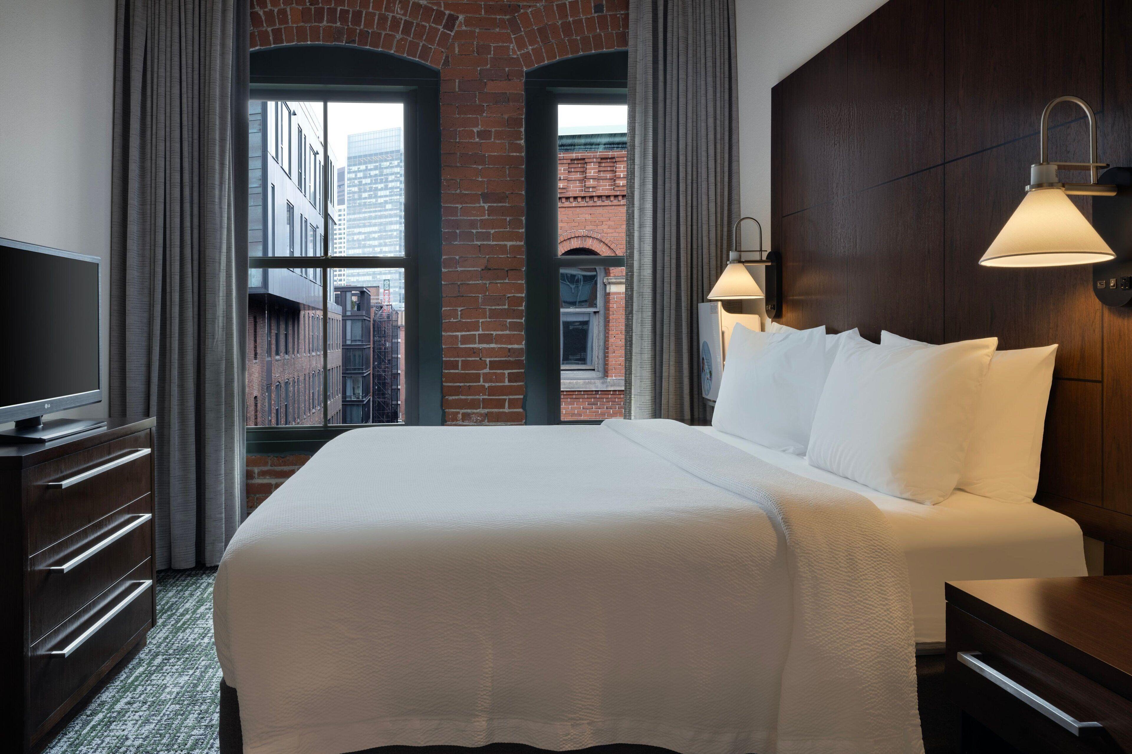 Hotel By Marriott Downtown Seaport
