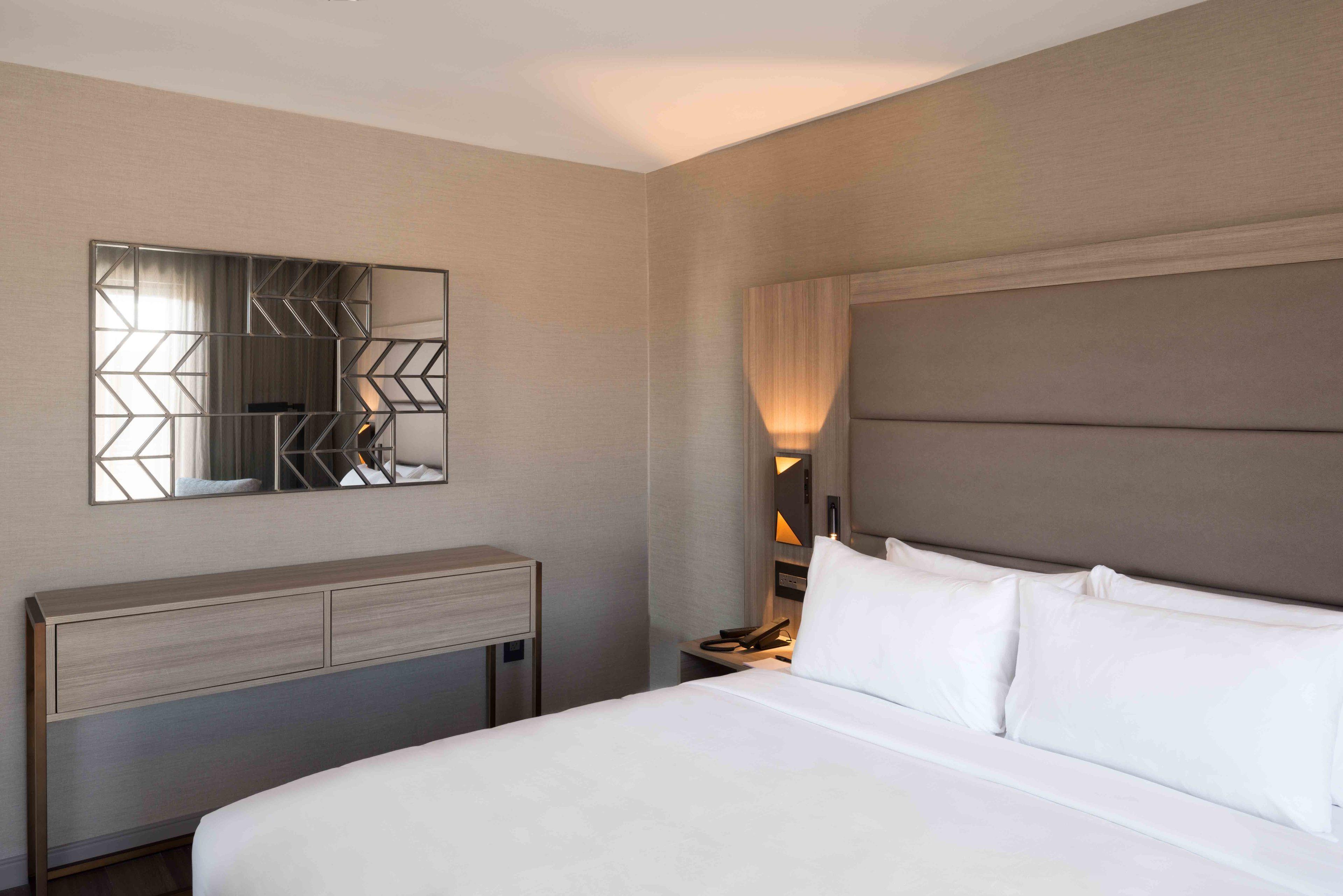 Hotel Ac By Marriott Cleveland Circle Boston