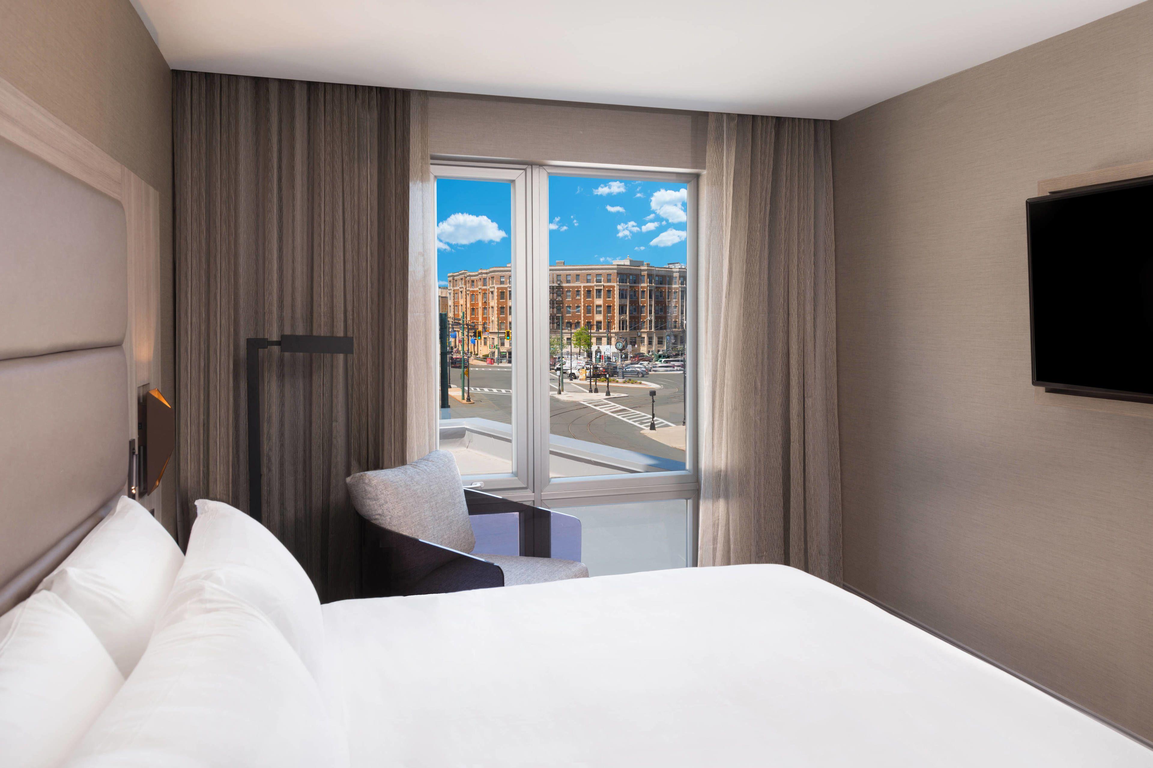 Ac By Marriott Cleveland Circle Hotel