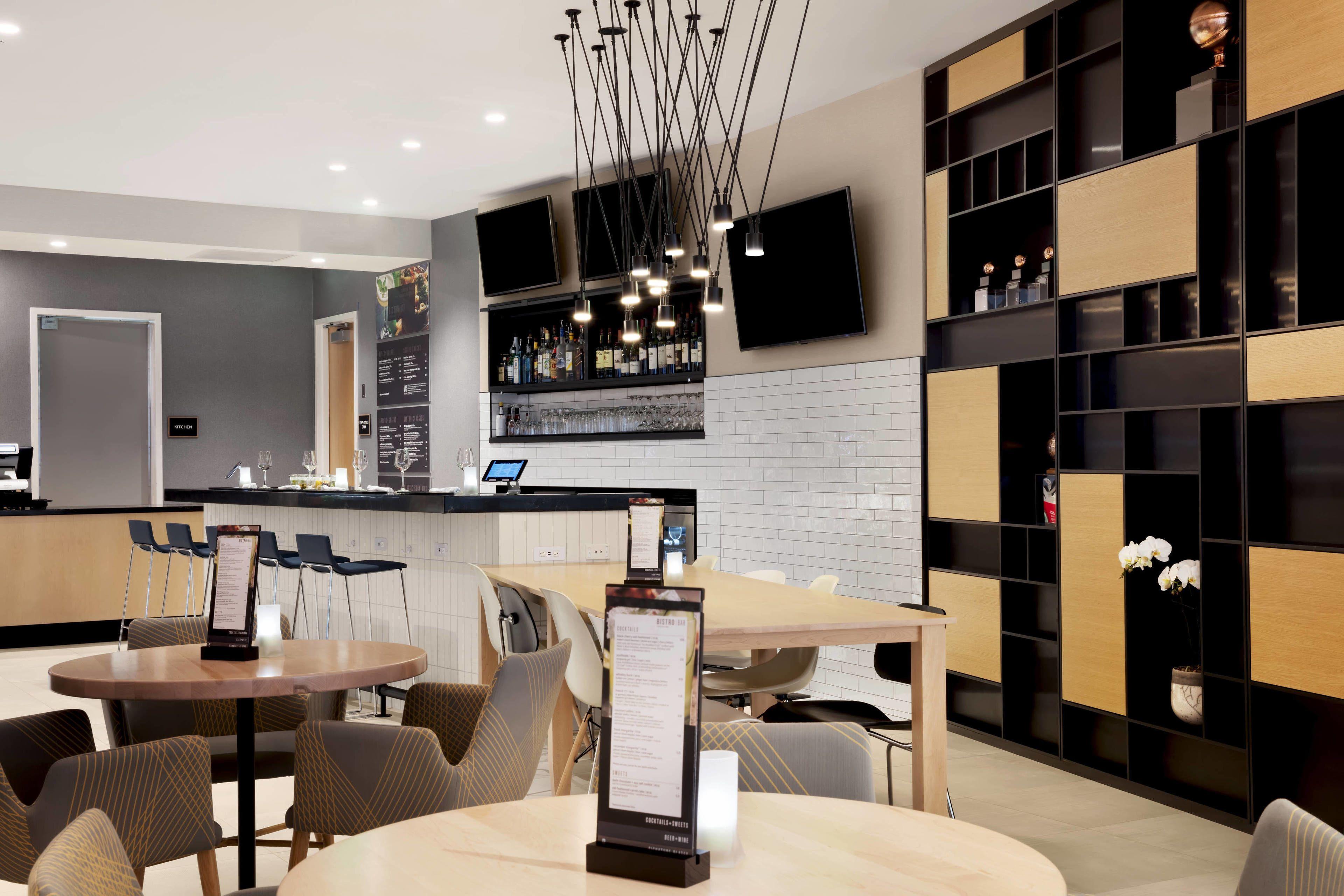 Courtyard Downtown/north Station Hotel Boston