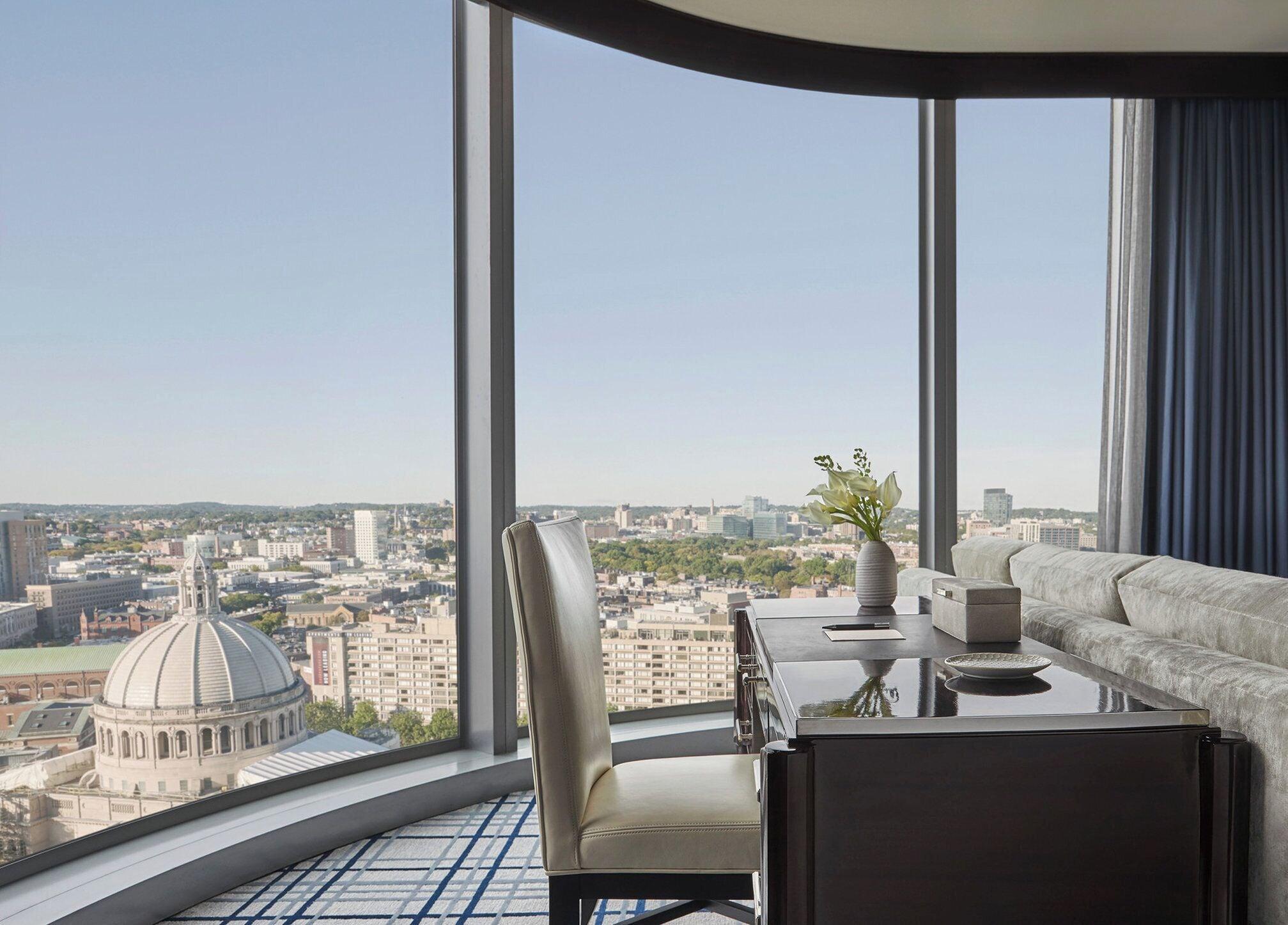 Four Seasons One Dalton Street, Hotel Boston