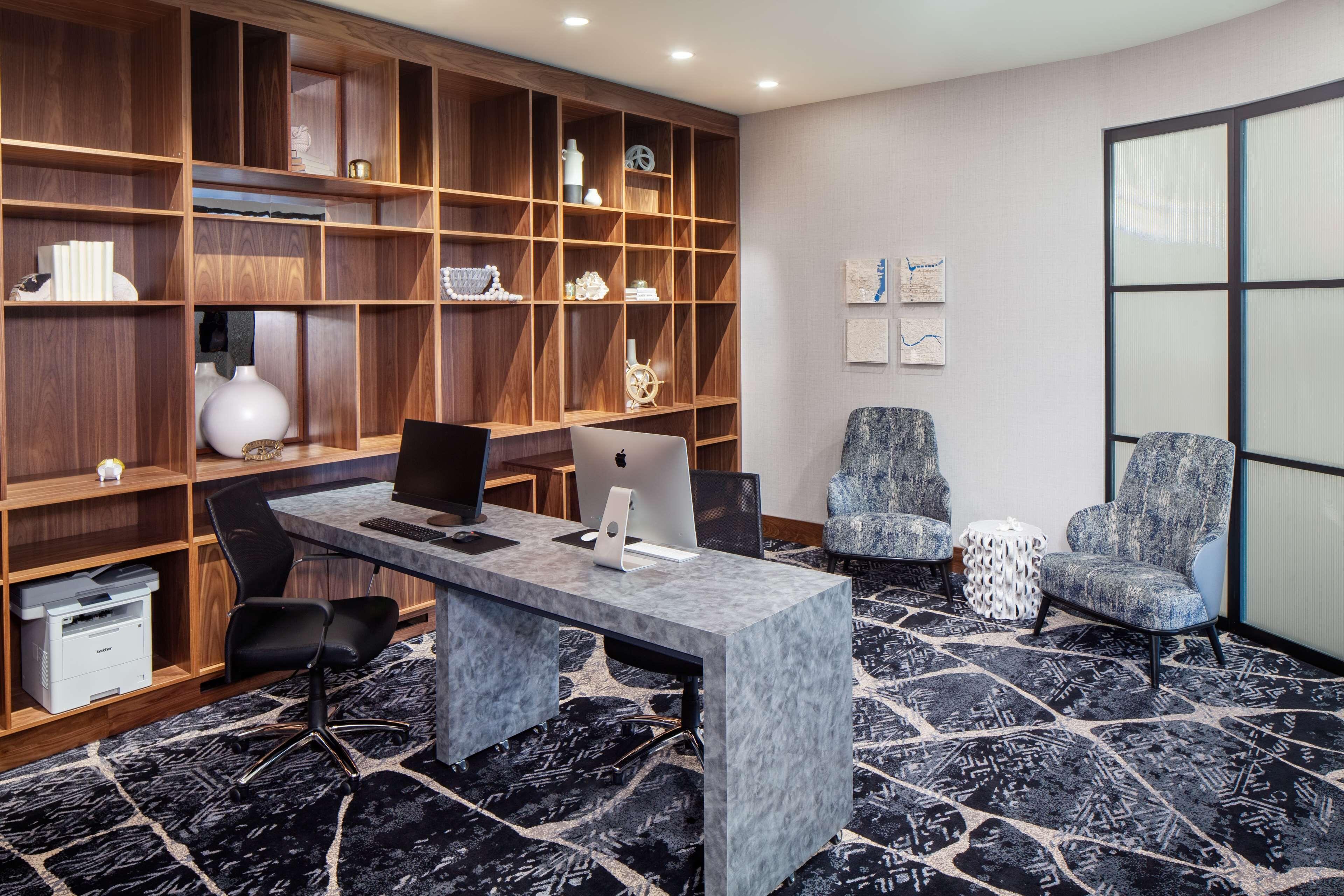 Homewood By Hilton Seaport District Hotel Boston