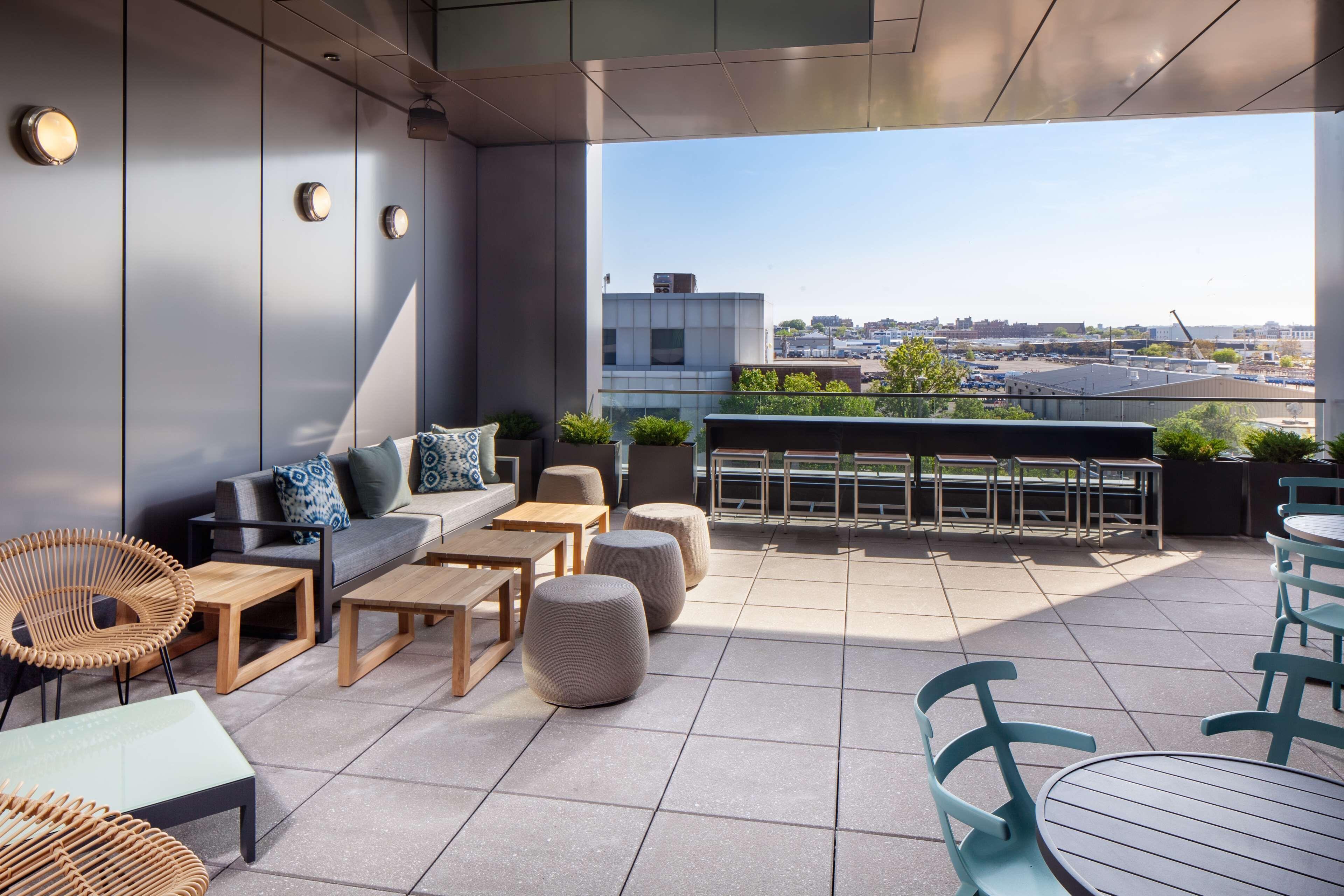 Homewood By Hilton Seaport District Hotel 3*