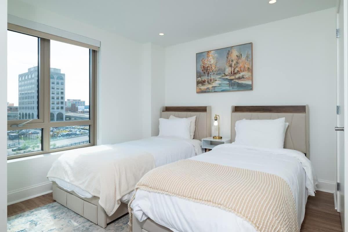 2br In Downtown & T-station Apartment *