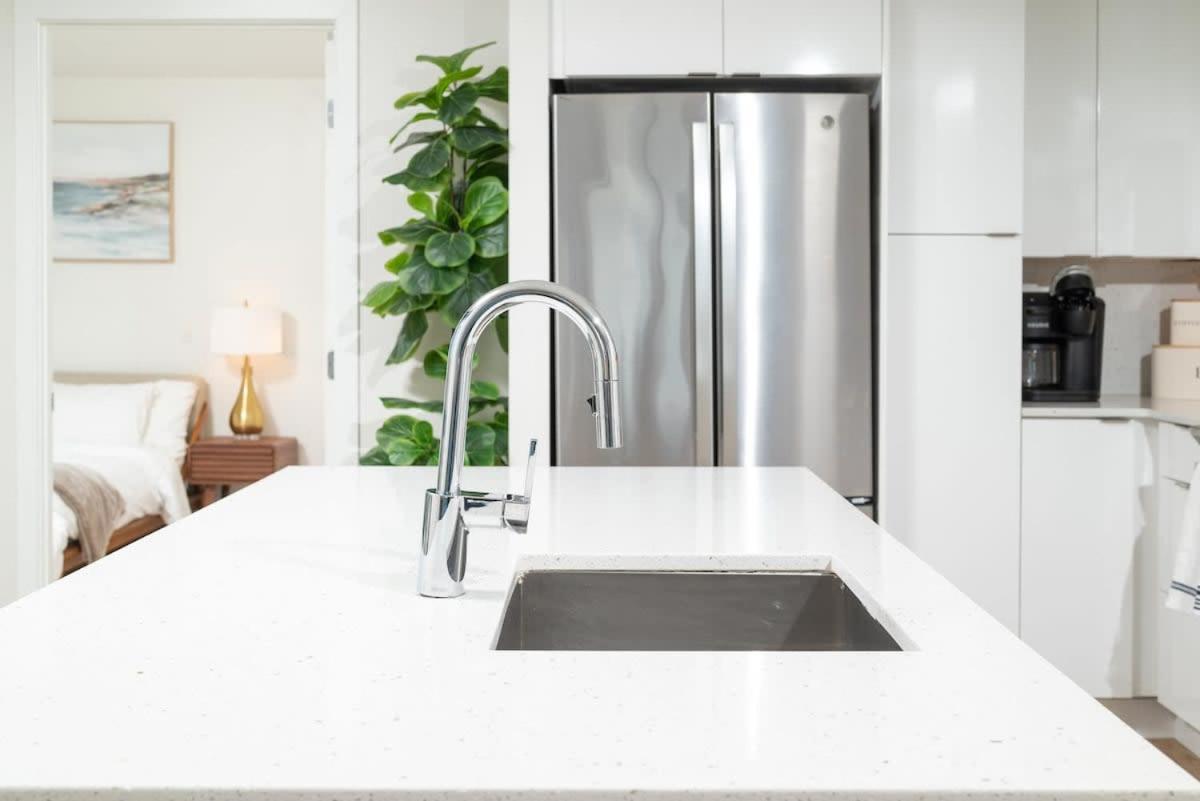 2br In Downtown & T-station Apartment Boston