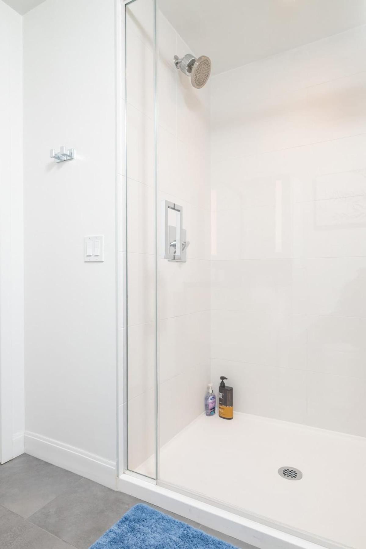 2br In Downtown & T-station Apartment *