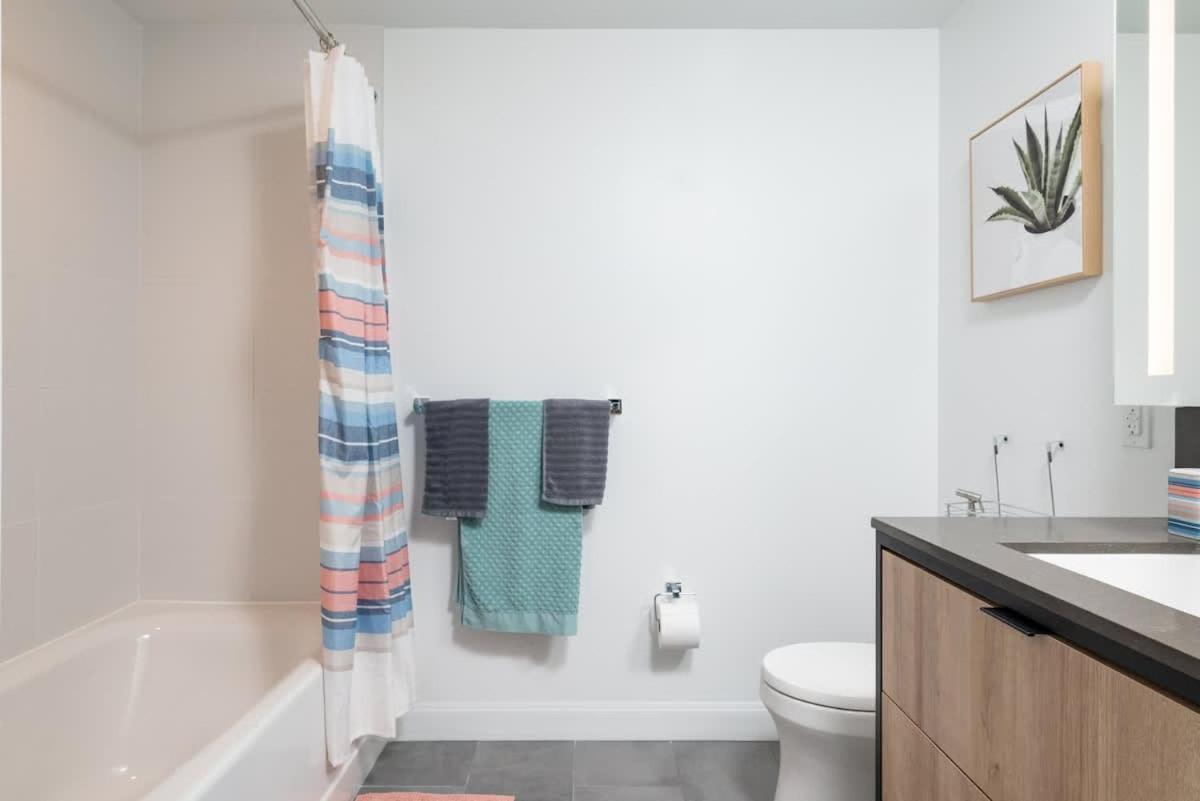 2br In Downtown & T-station Apartment *