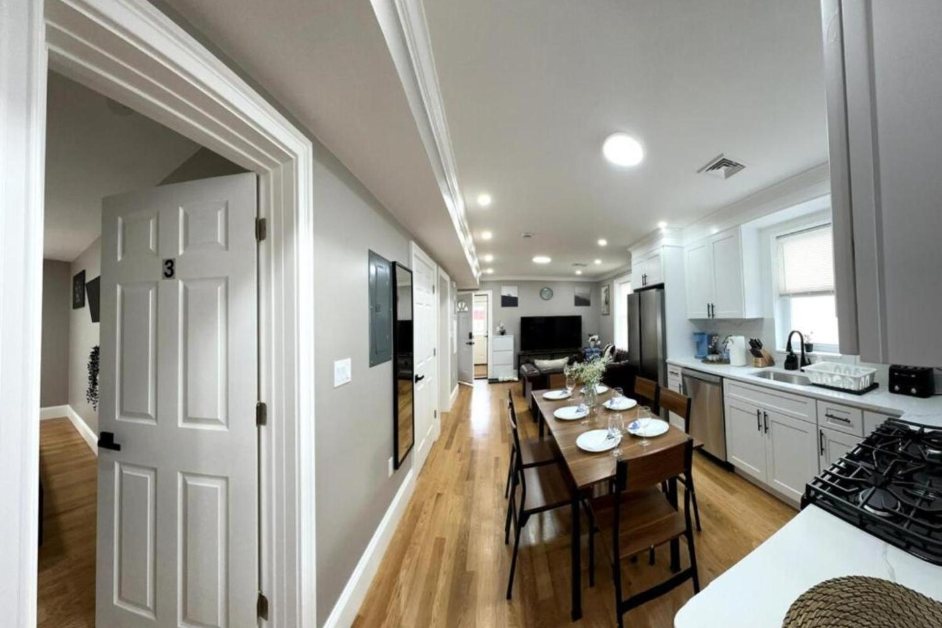 558-3 3br - Modern Nest Near Franklin Park *