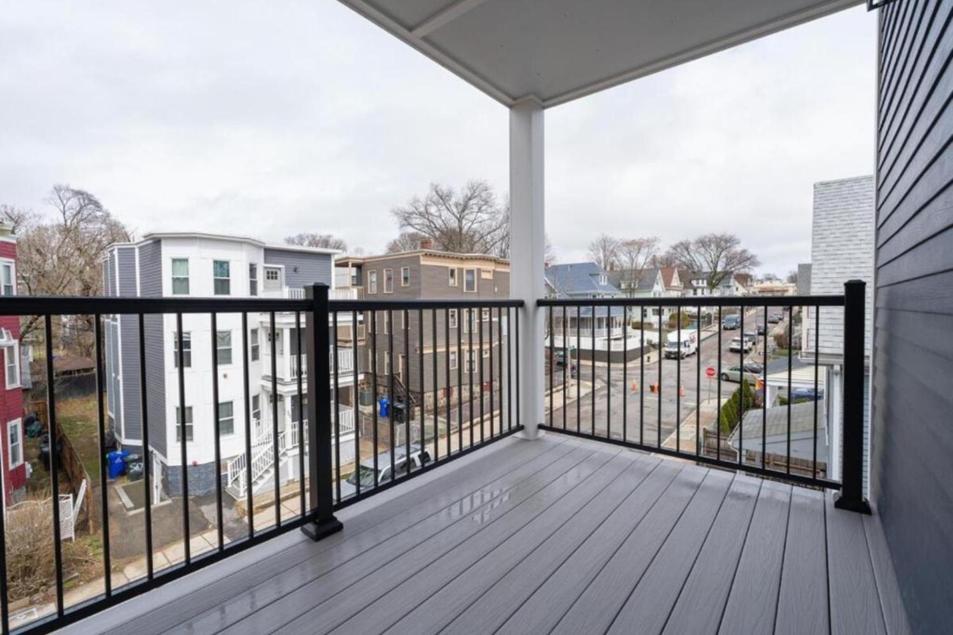 Apartment 558-3 3br - Modern Nest Near Franklin Park *