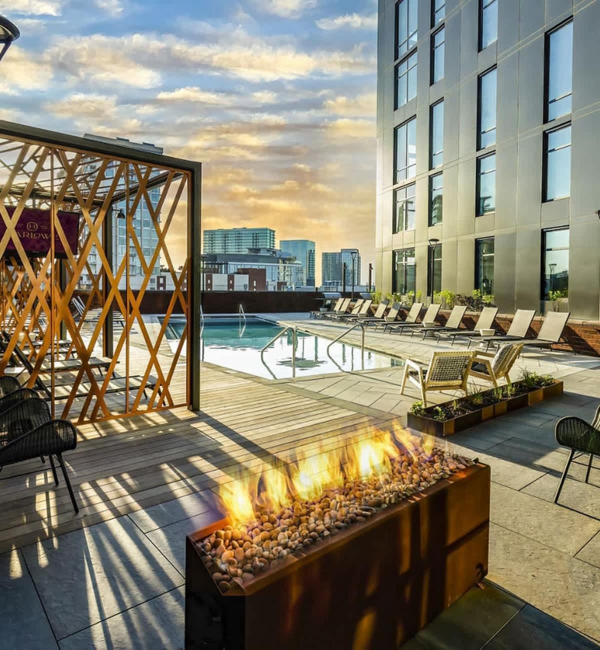 Apartment South End Oasis W Pool & Gym *