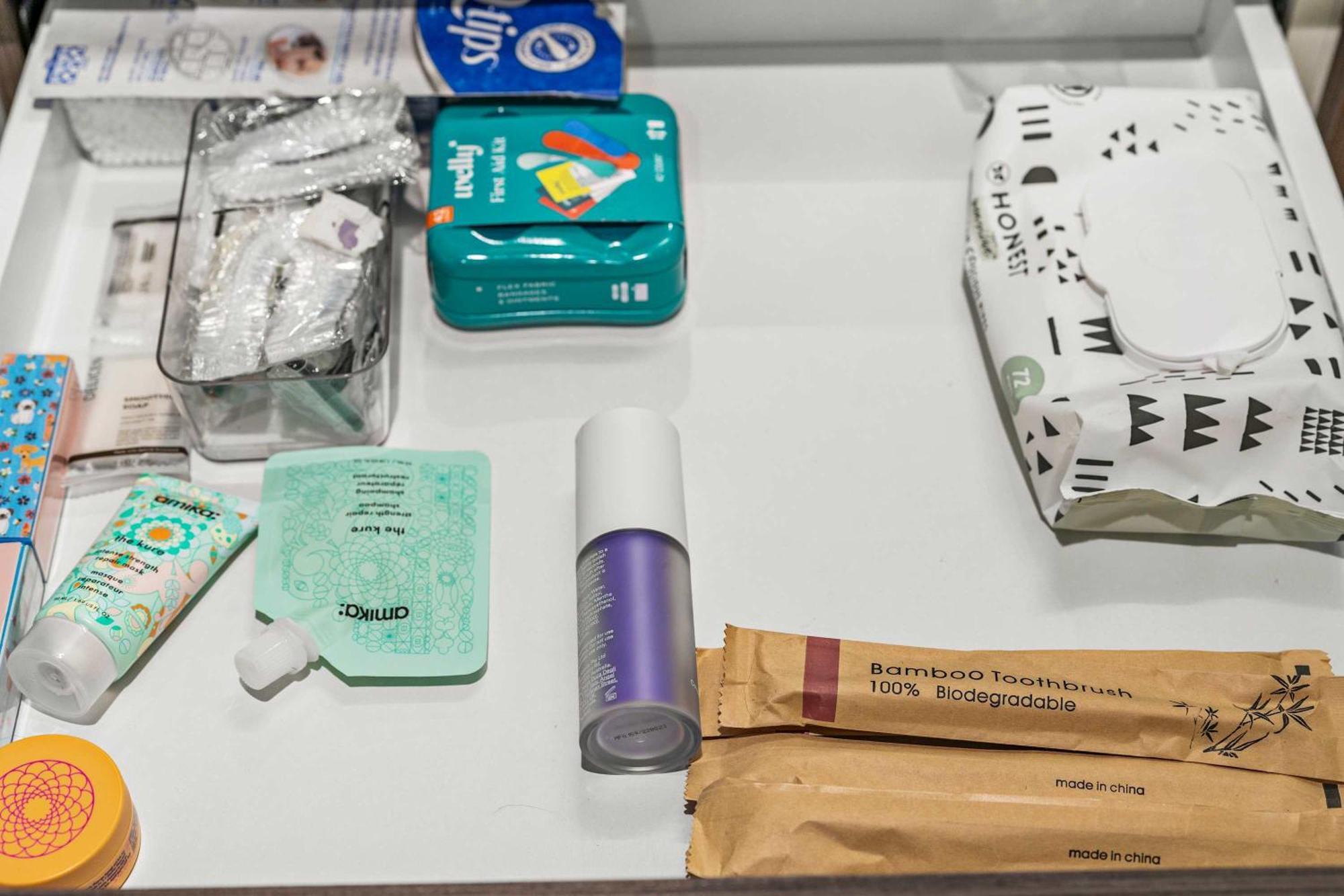 Apartment Family In With Pool Gym & Balcony - Perfect *