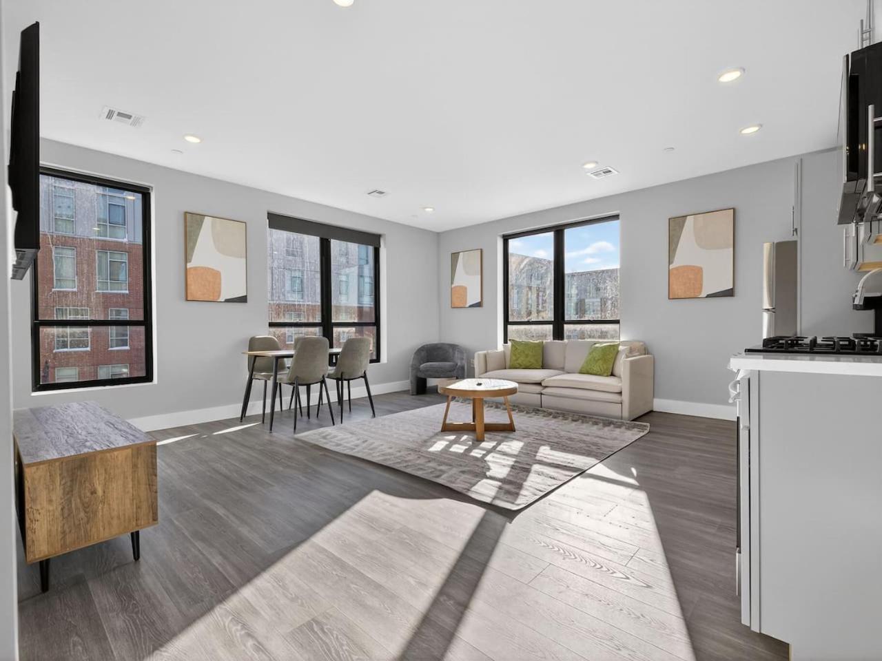 Luxe 3bd Brighton Boston