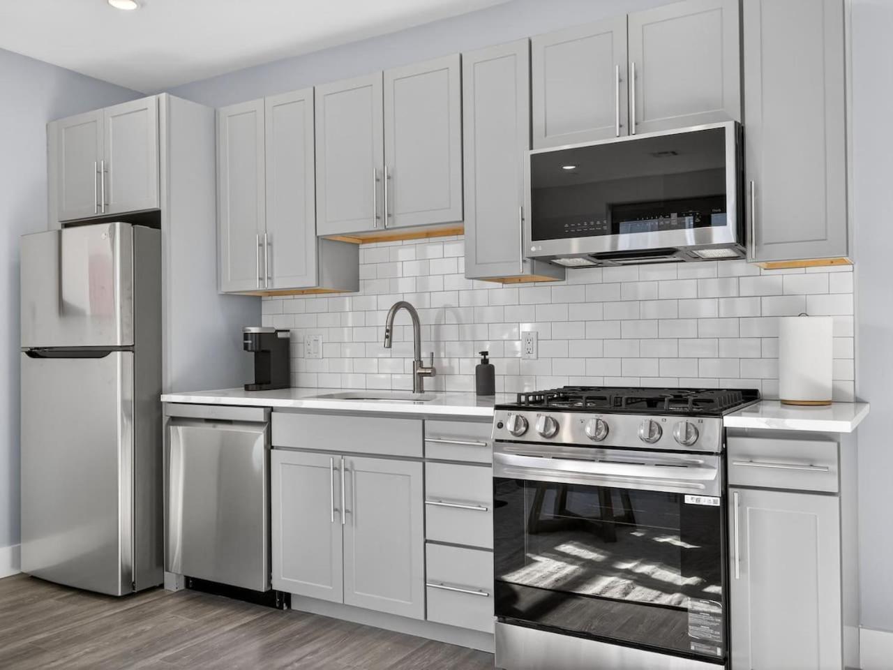 Luxe 3bd Brighton Apartment *