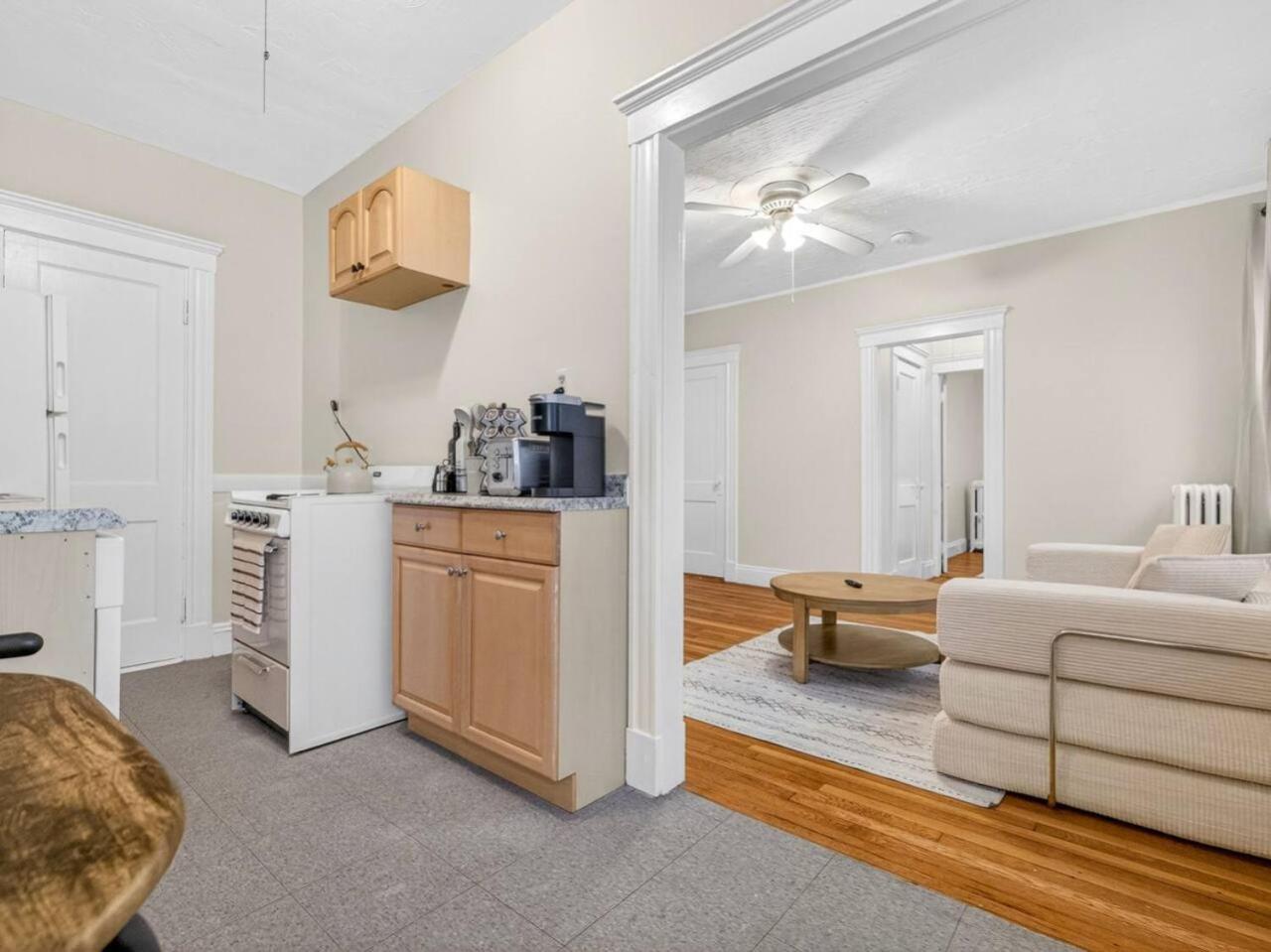 Luxe 1bd Apartment *