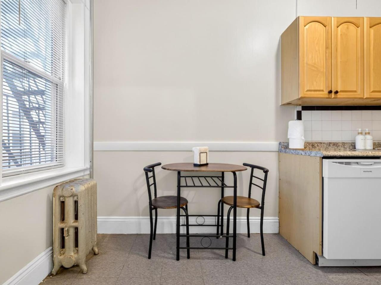 Luxe 1bd Apartment