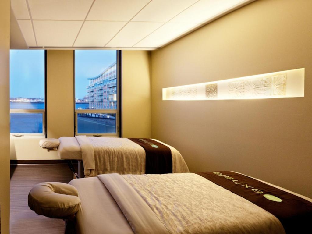 Battery Wharf Hotel, Waterfront Hotel 4*