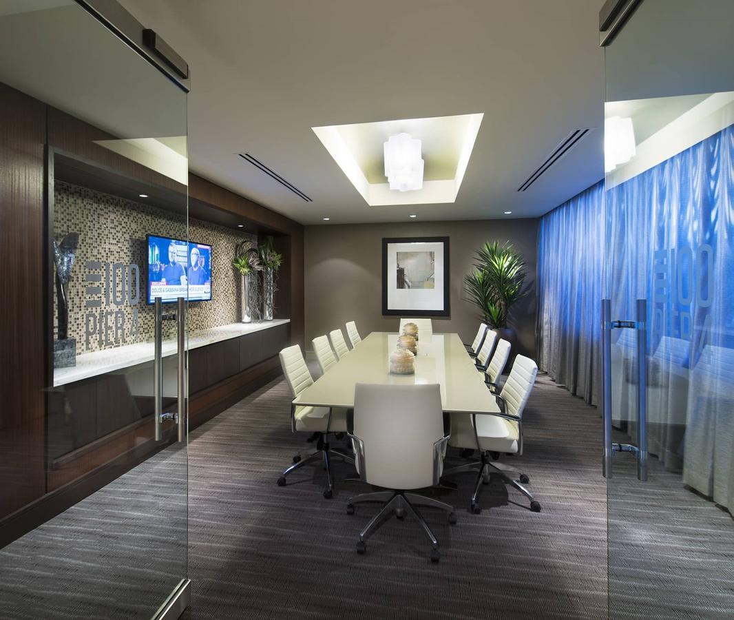 Global Luxury At Seaport Apartment *