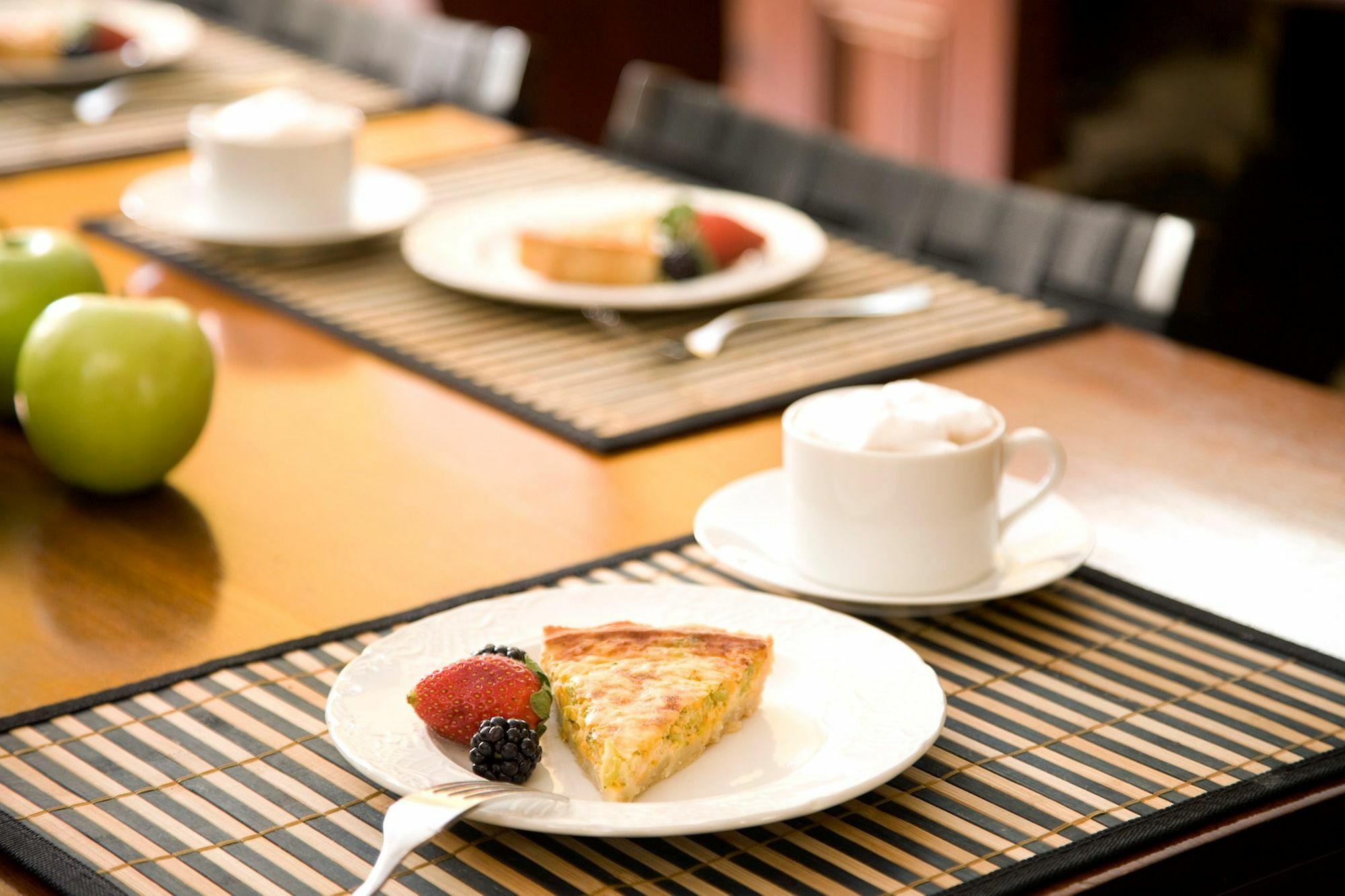 Clarendon Square Couette-café Boston