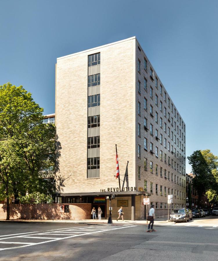 Hotel The Revolution