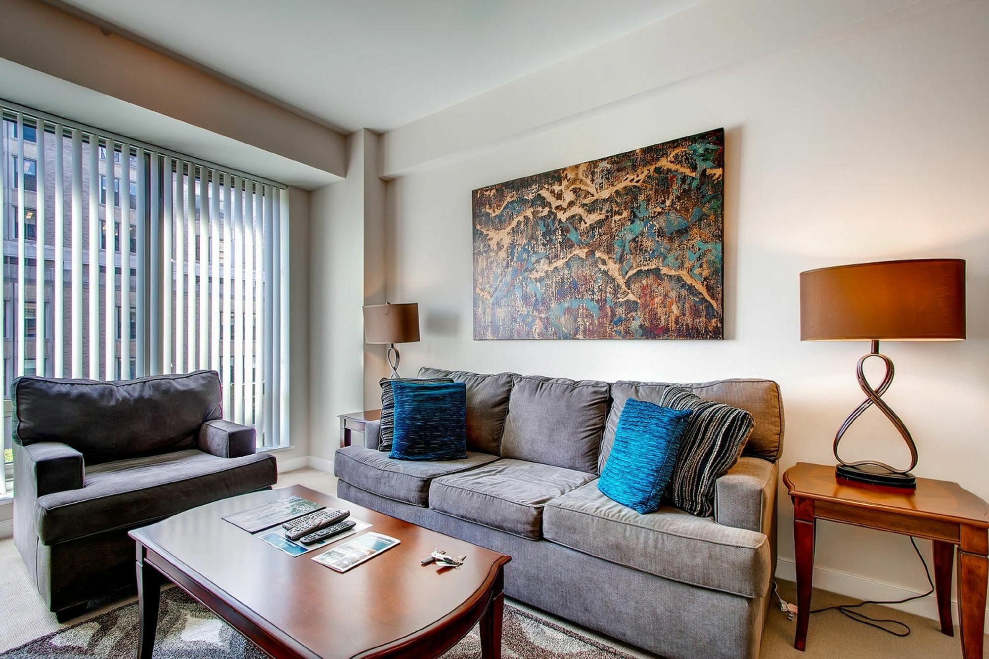 Global Luxury At West End Boston