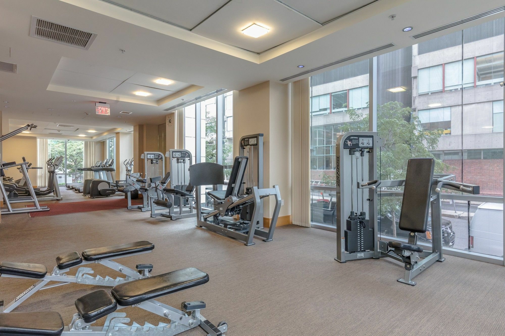 Hotel Global Luxury At West End *