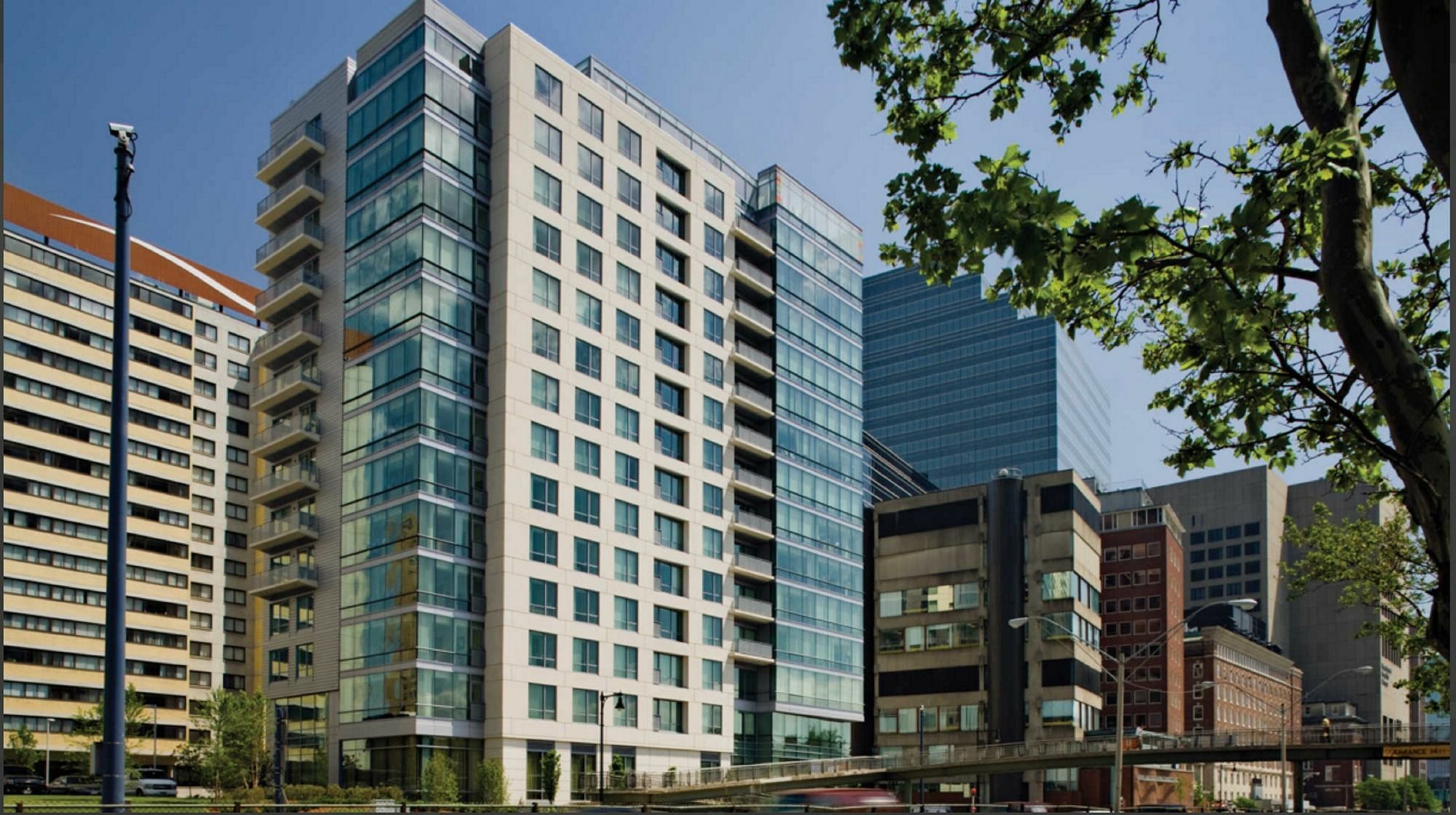 Global Luxury At West End Boston