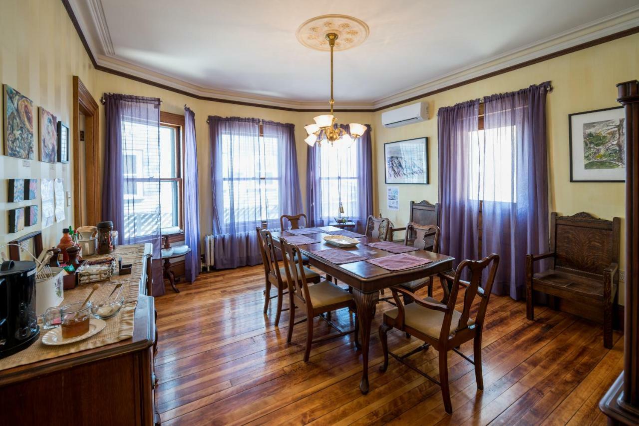 Perkins Bed & Breakfast 3*