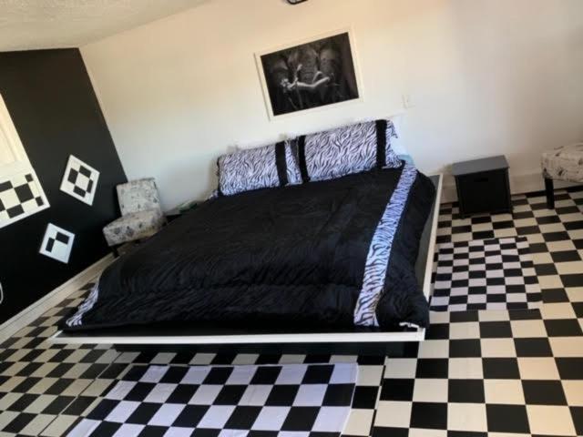 Town Line Motel Boston