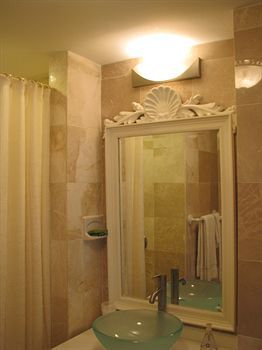 Hotel Royalton Suites Boston