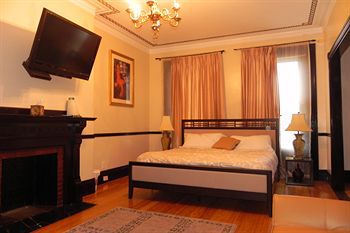 Royalton Suites Hotel Boston